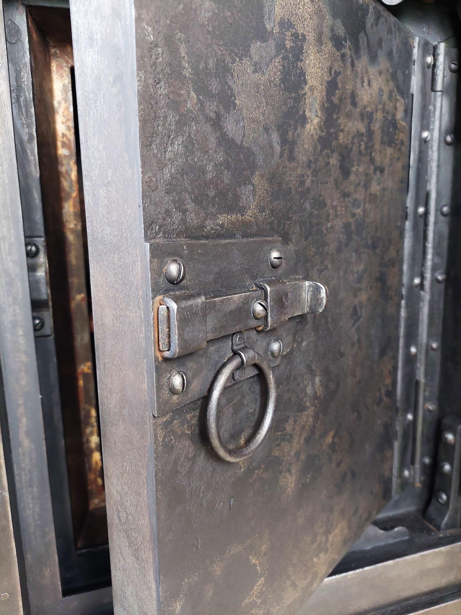 Antique French wrought iron safe, 1870 7