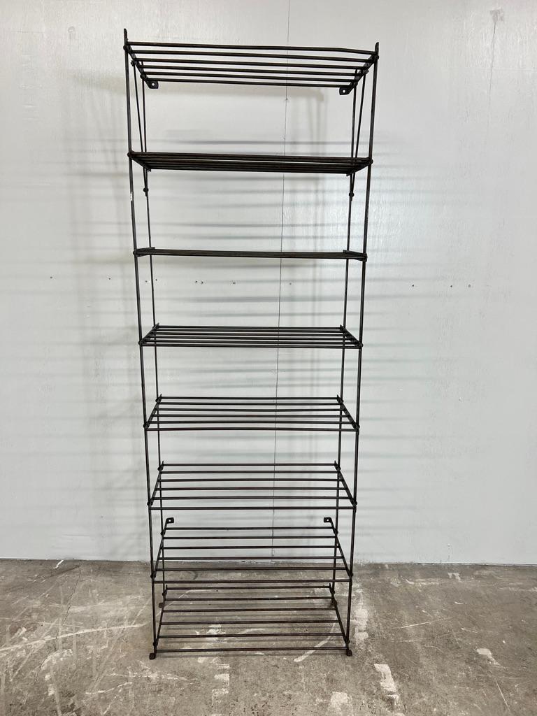 Métal Etagère de rangement ancienne en fer forgé français en vente