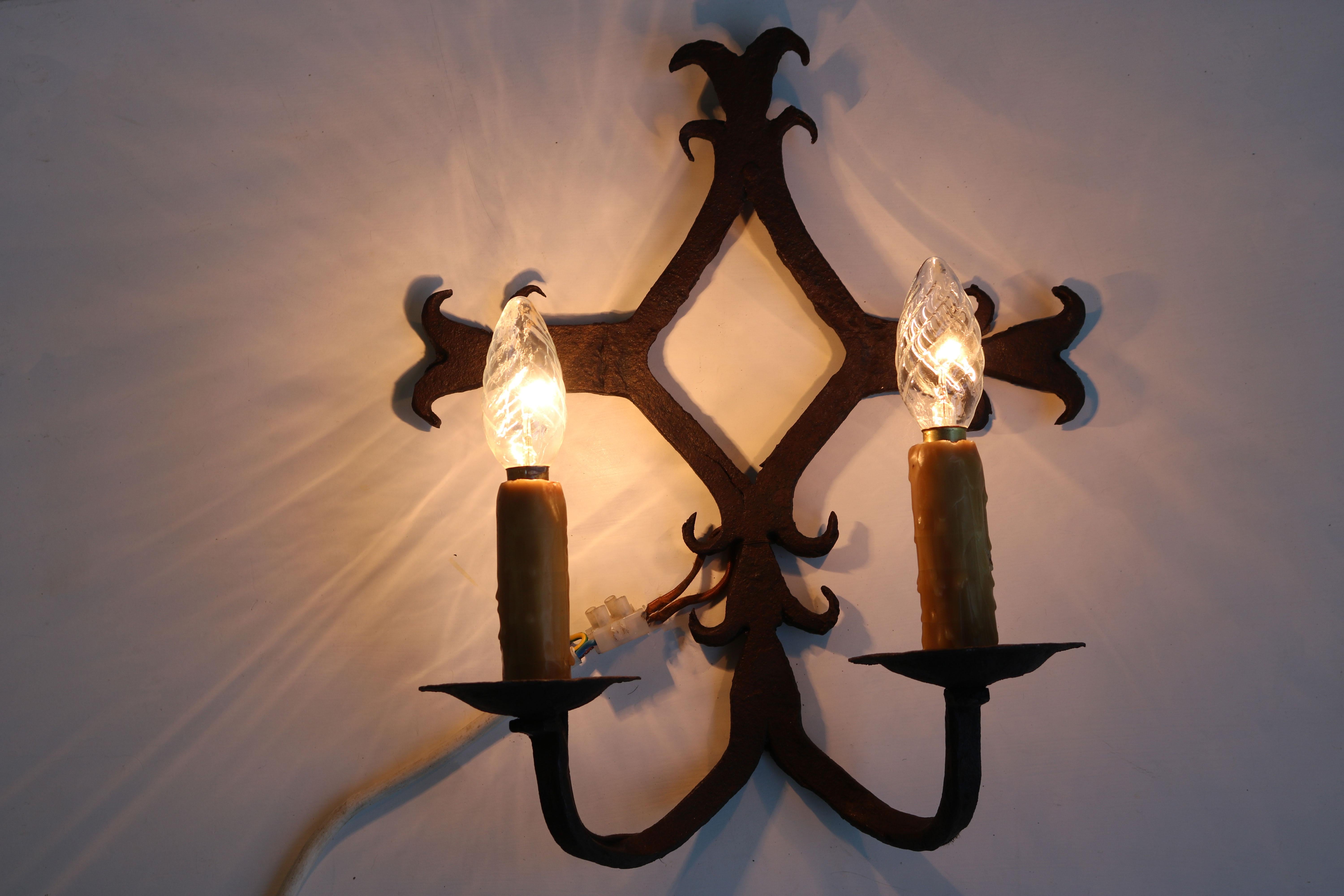 Antique French Wrought Iron Wall Lights / Sconces Spanish Style 1900 Arts Crafts For Sale 2