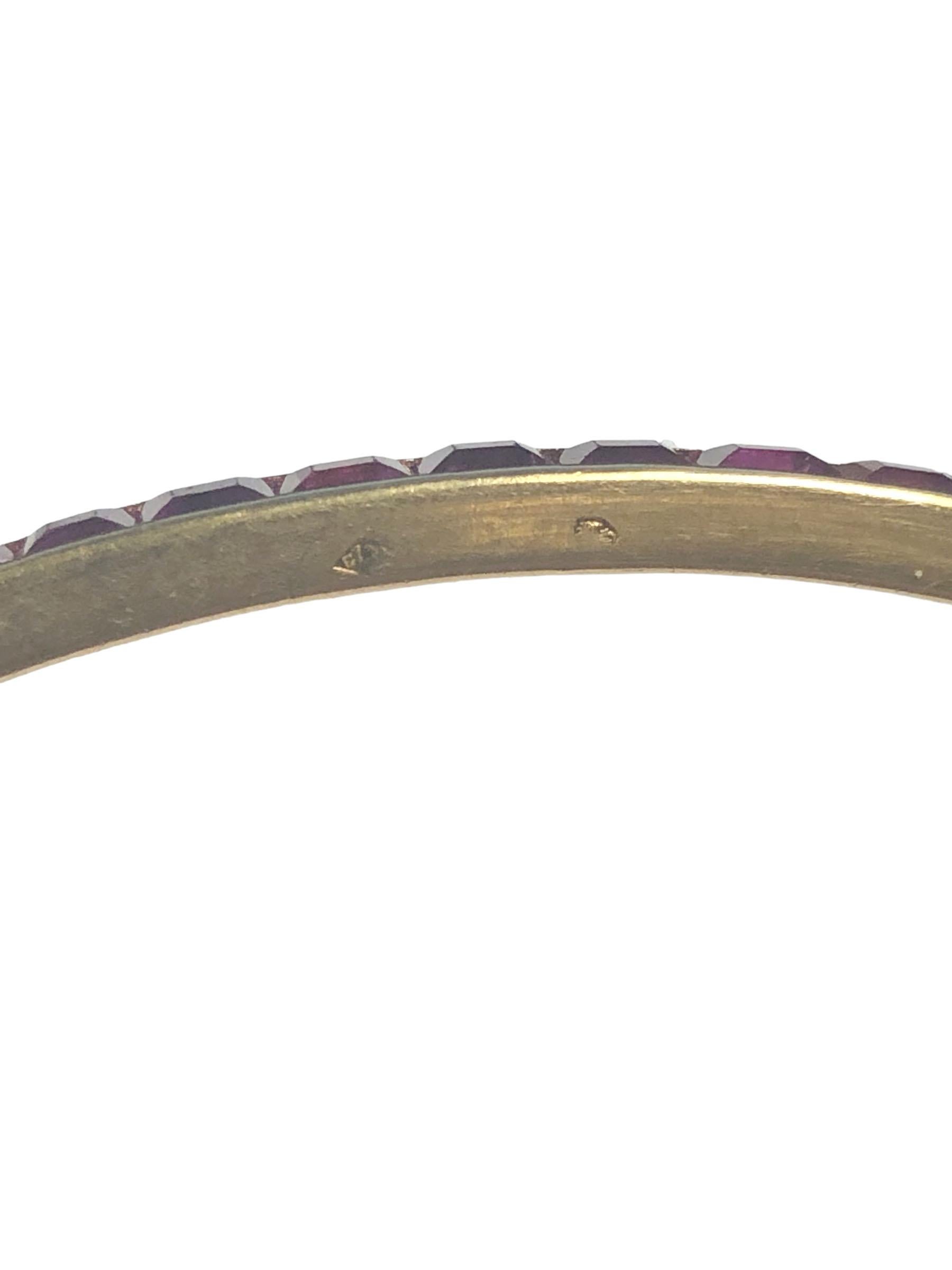 Antique French Yellow Gold and Burma Ruby Bangle Bracelet In Excellent Condition For Sale In Chicago, IL