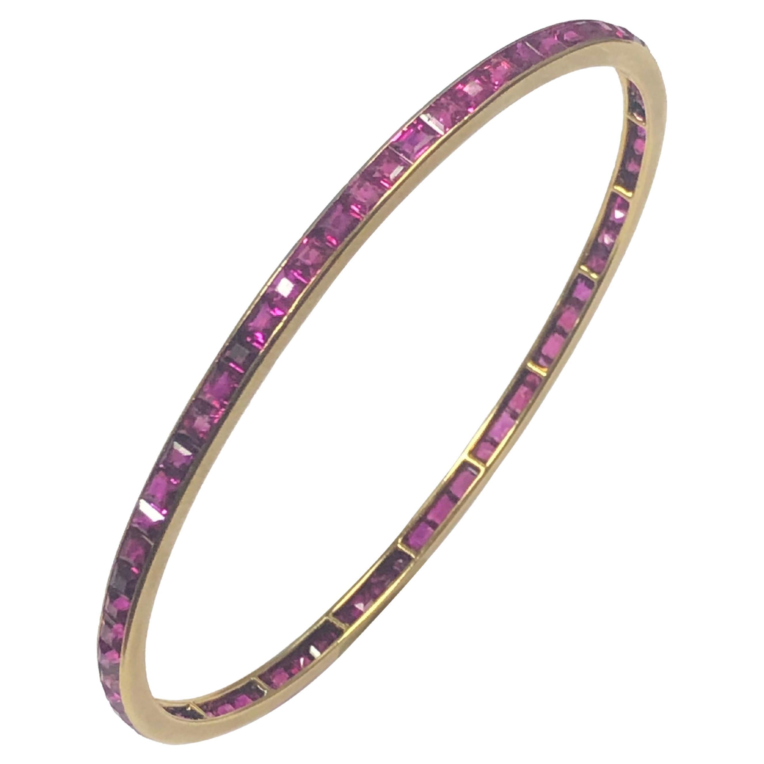 Antique French Yellow Gold and Burma Ruby Bangle Bracelet For Sale
