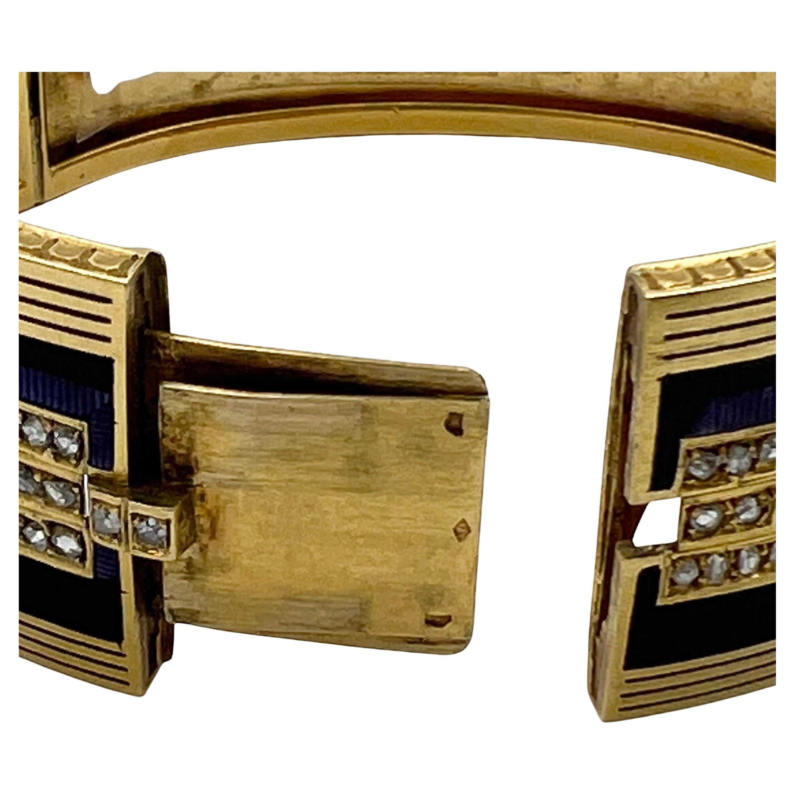Antique French Yellow Gold Enamel Diamond Panel Bracelet Excellent état - En vente à Palm Beach, FL