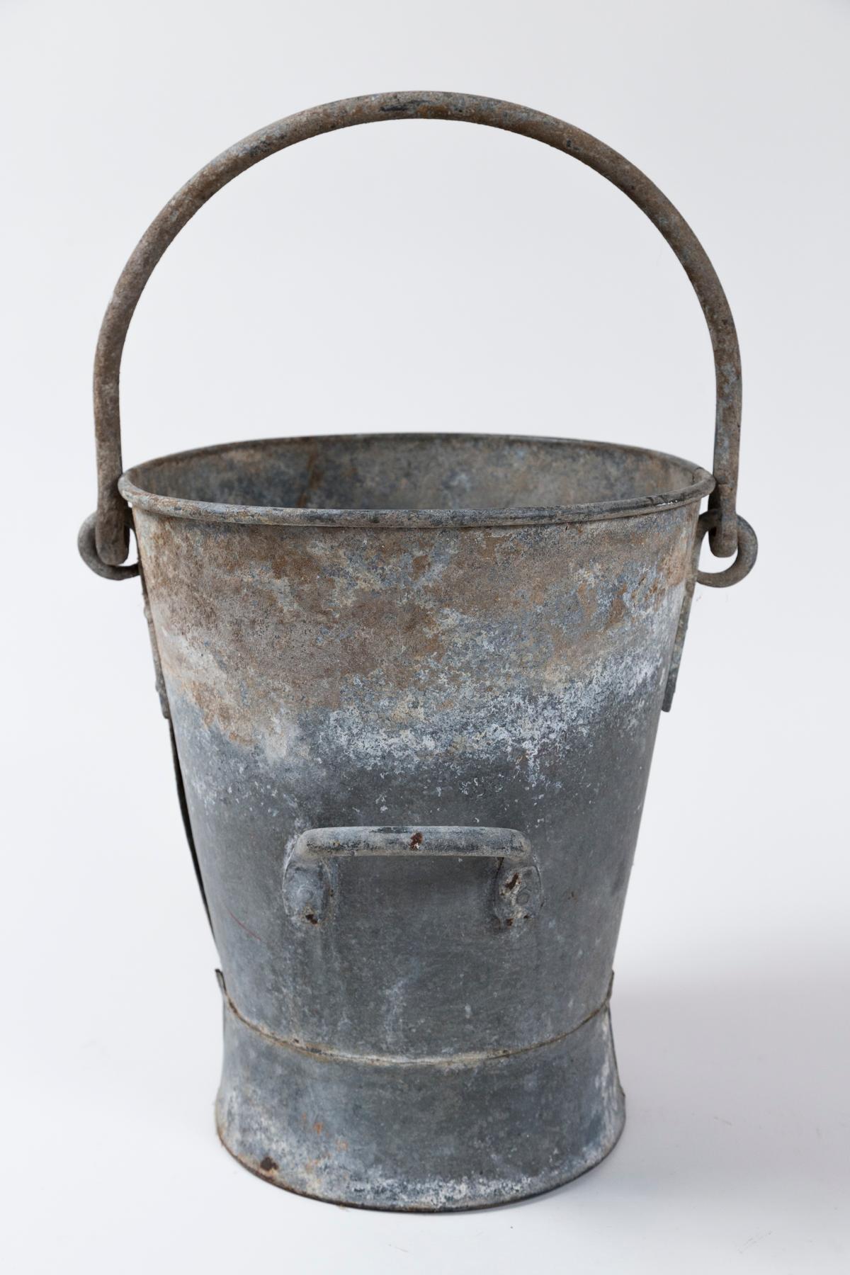 Hand-Crafted Antique French Zinc Milk Bucket, early 20th Century For Sale