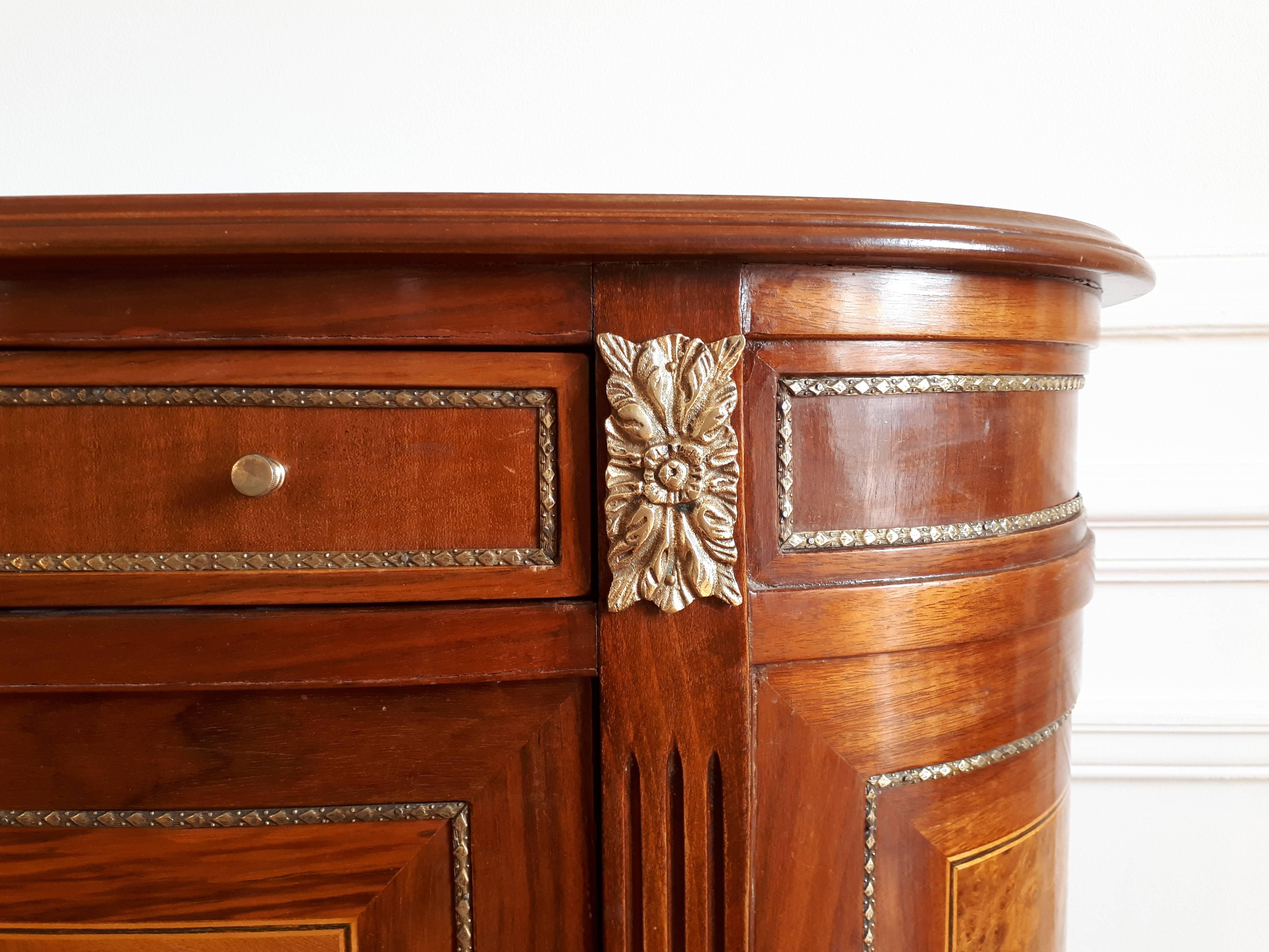 Antique French, Louis XVI Style Chest of Drawers Commode Buffet Marquetry Bronze In Good Condition In Senonches, Centre-Val de Loire