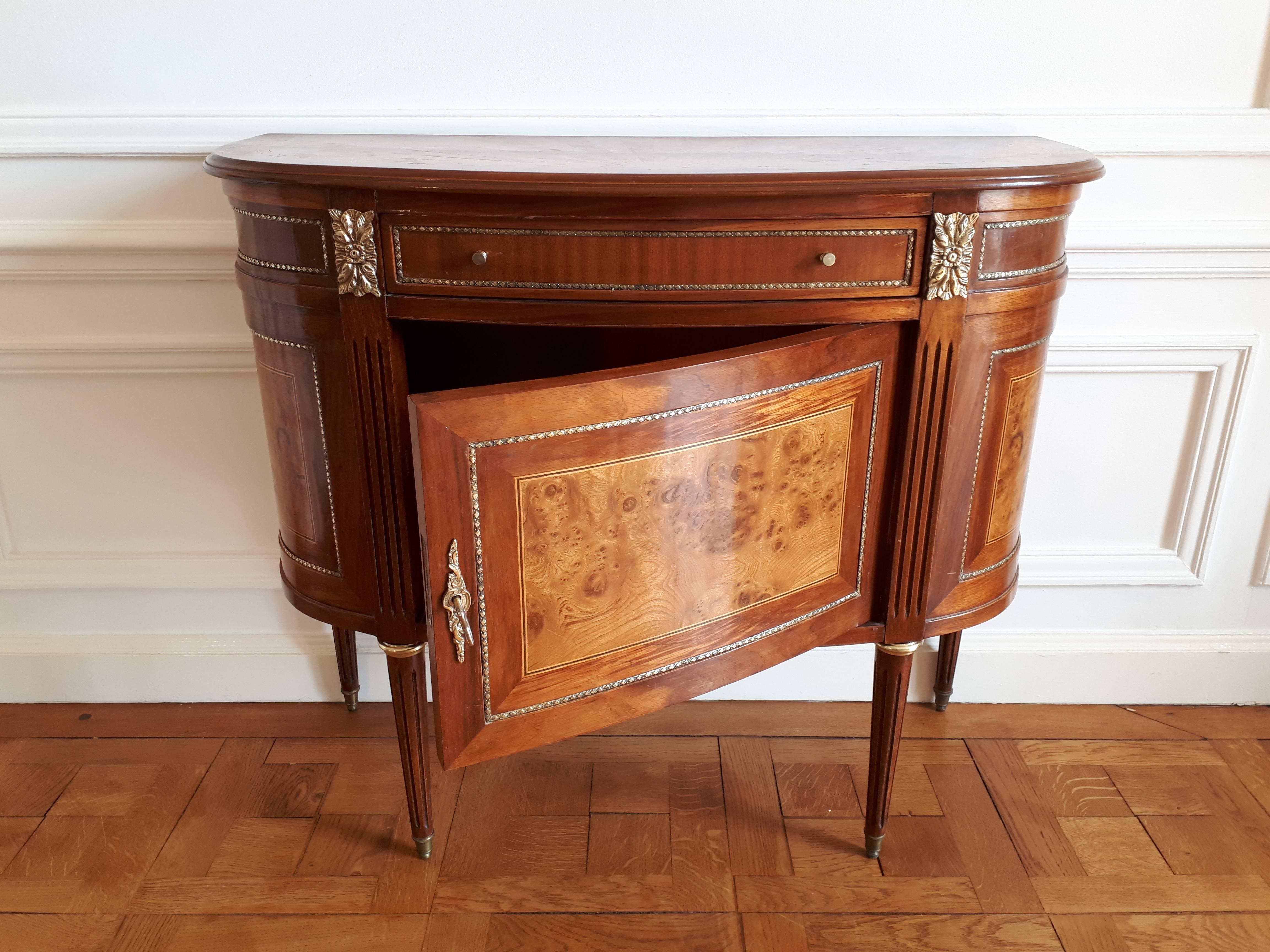 20th Century Antique French, Louis XVI Style Chest of Drawers Commode Buffet Marquetry Bronze