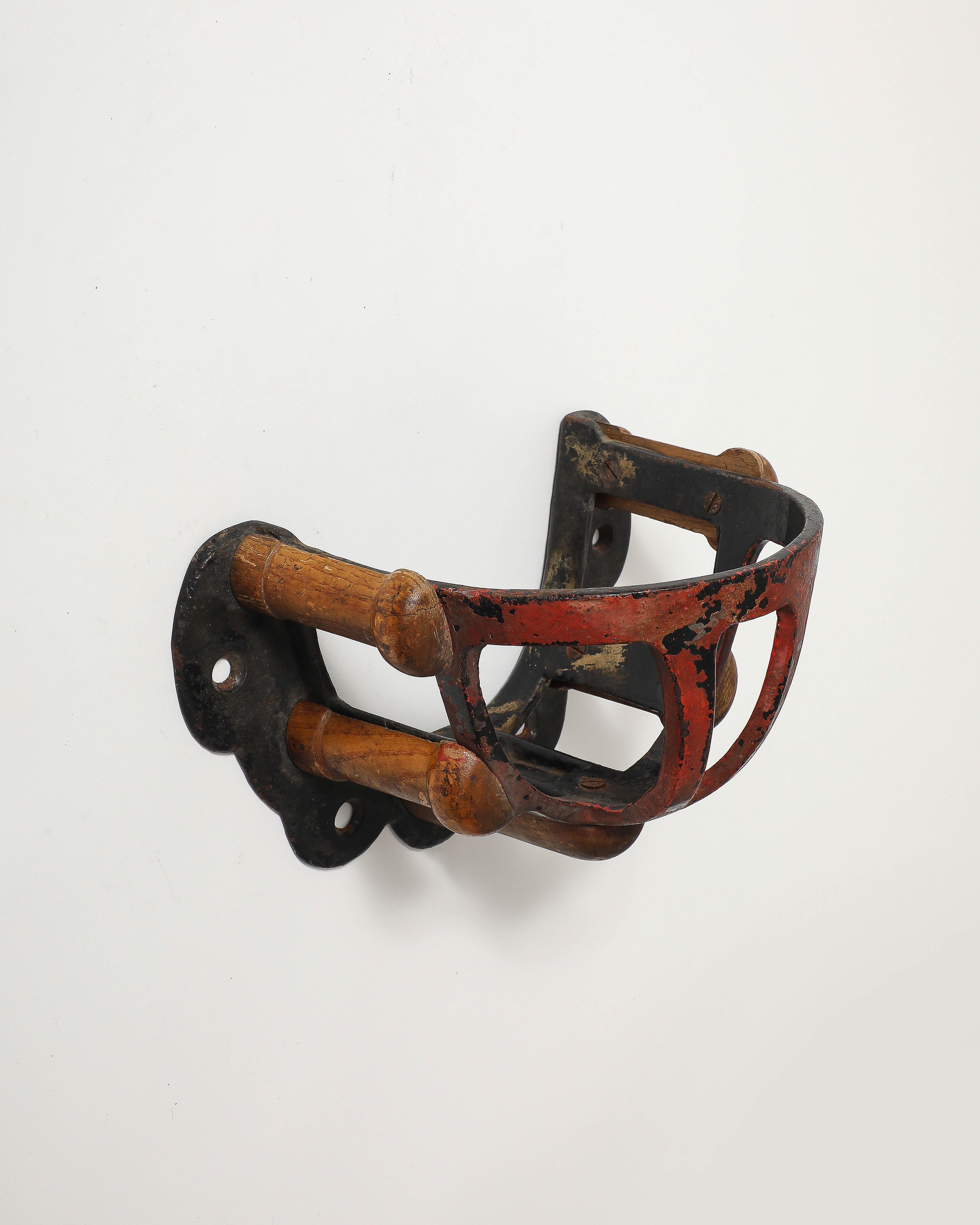 Antico porta-sella in legno e ghisa, Inghilterra, XIX sec. in vendita 3