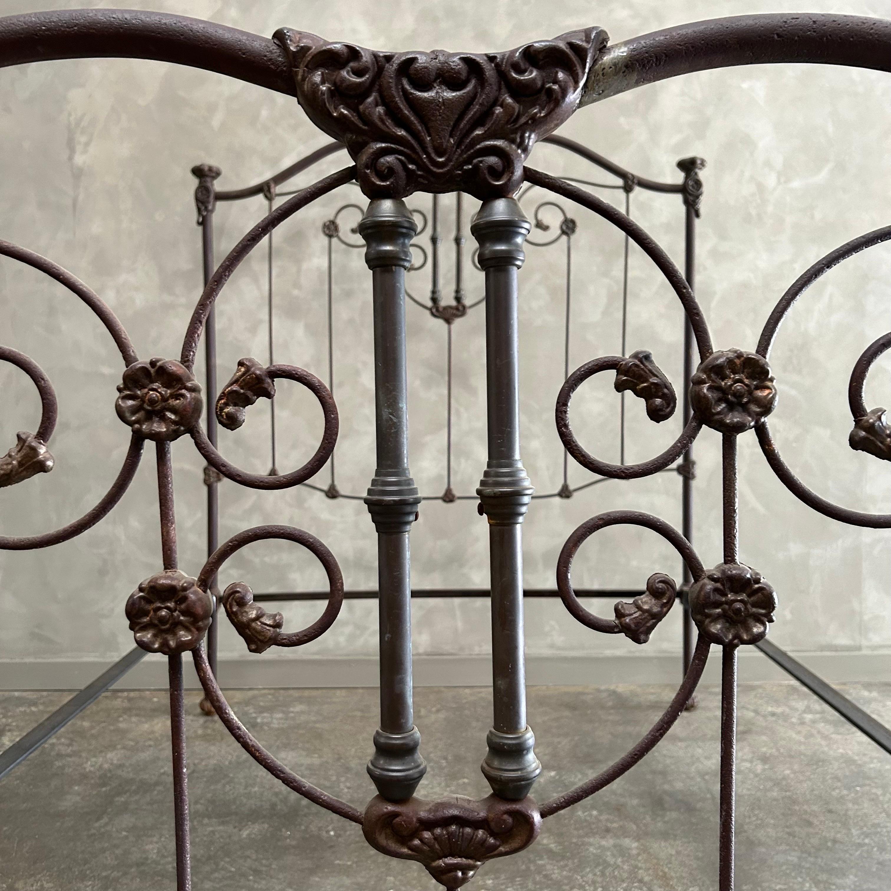 Antique Full Size Iron Bed in Bronze Finish For Sale 4