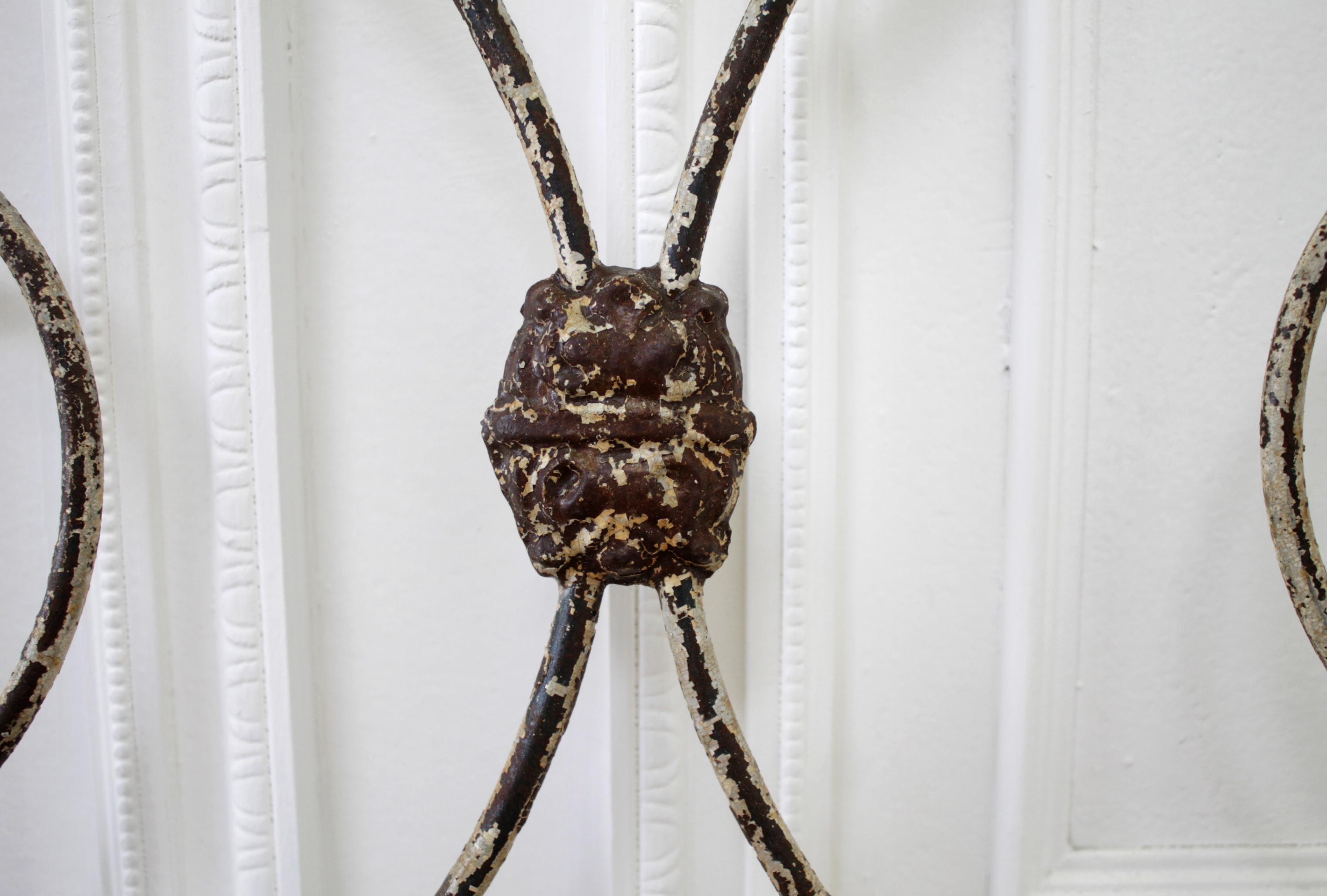 Antique Full Size Scroll Iron Bed with Original Rails In Good Condition In Old Town Orange, CA