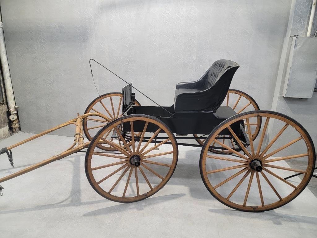 Antique Fully Restored & Functional Horse-Pull Spring Buggy

This horse drawn buggy would would be perfect for themed party decor, for artistic set, or for a specialized collector. 

Contact us for rental info. 

Circa Early 20th Century