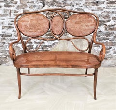 Antiker Wiener Sezessions- Loveseat oder Settee aus Bugholz, G. Thonet zugeschrieben