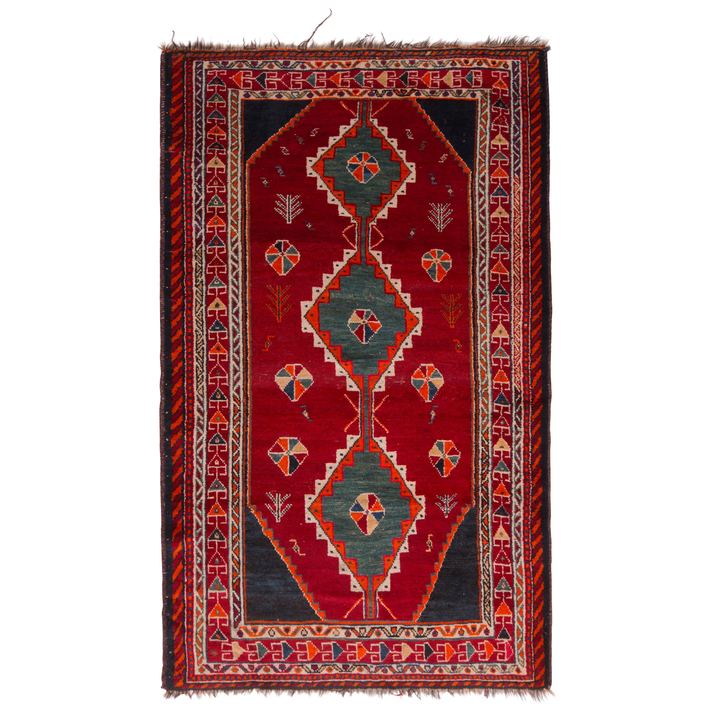 Antiker antiker Gabbeh Geometrischer roter und blauer persischer Wollteppich von Teppich & Kelim