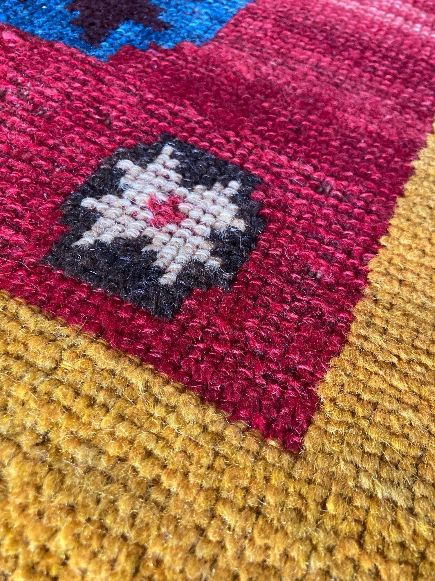 Antiker Gabbeh-Teppich 2,68 m X 1,42 m, antik im Angebot 5