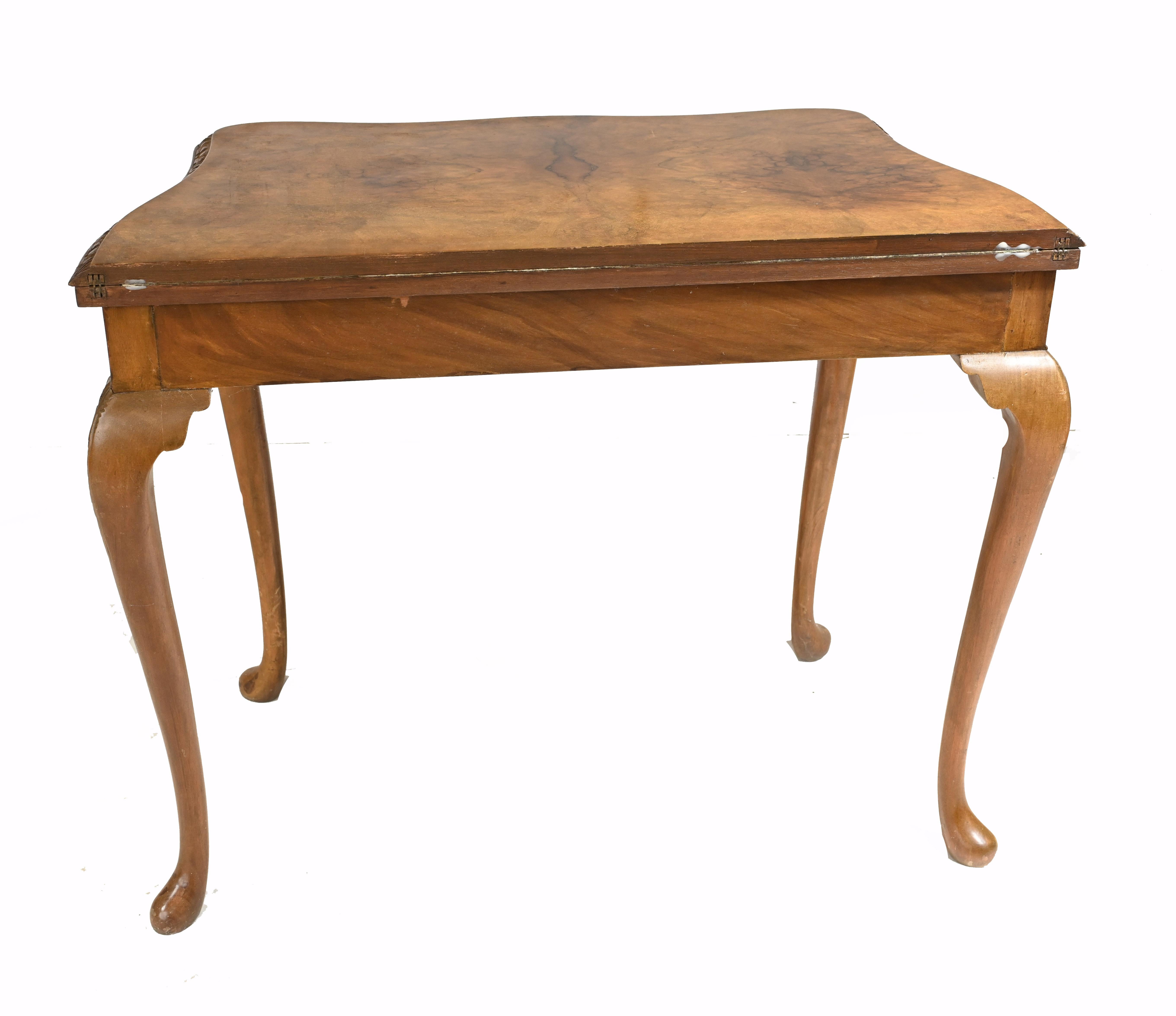 Antique Games Table by Epstein and Co, Walnut Card Tables For Sale 1