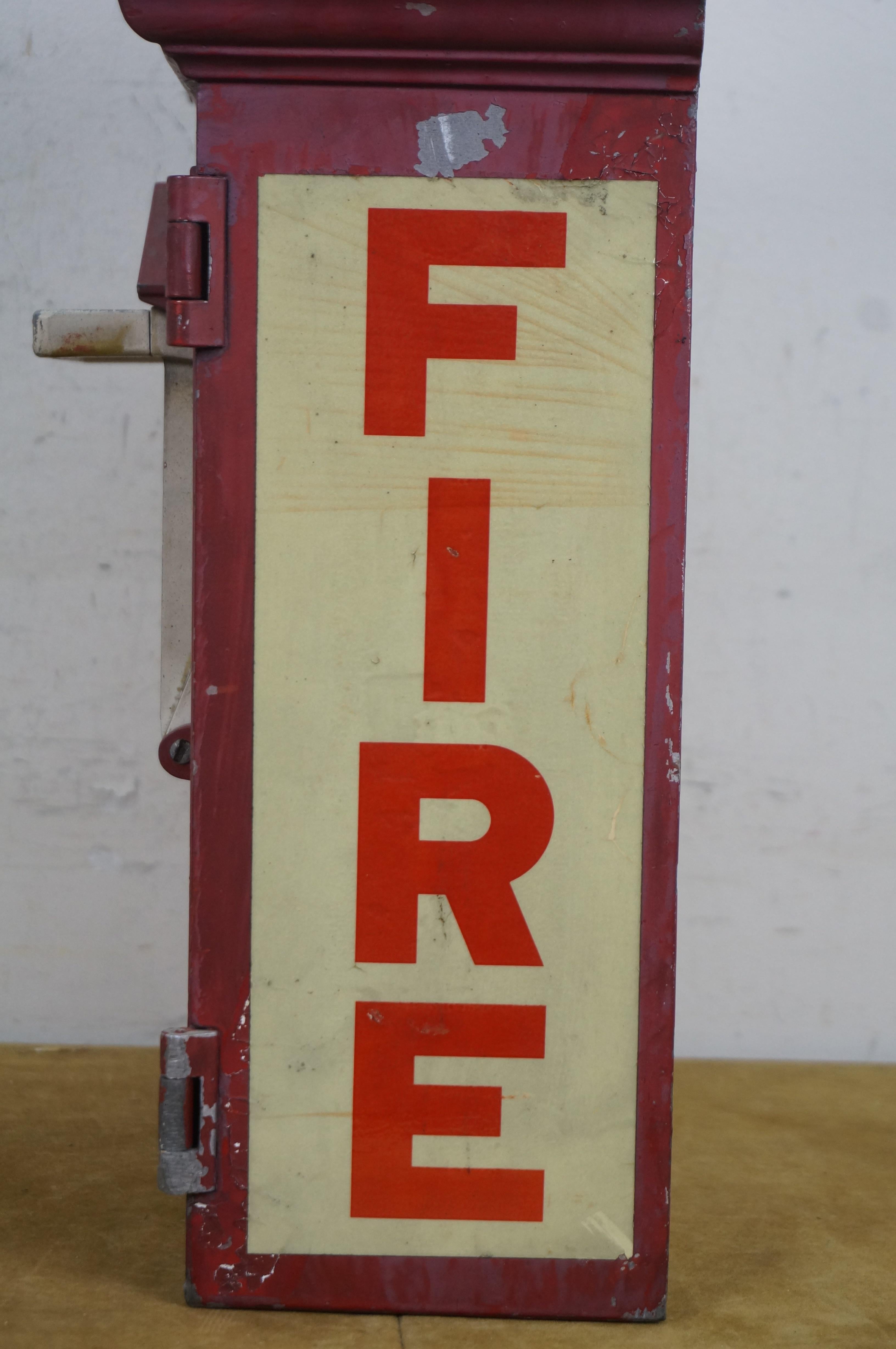 Début du 20ème siècle Ancienne Gamewell Cast Iron Fire Alarm Station Radio Telegraph Box 17