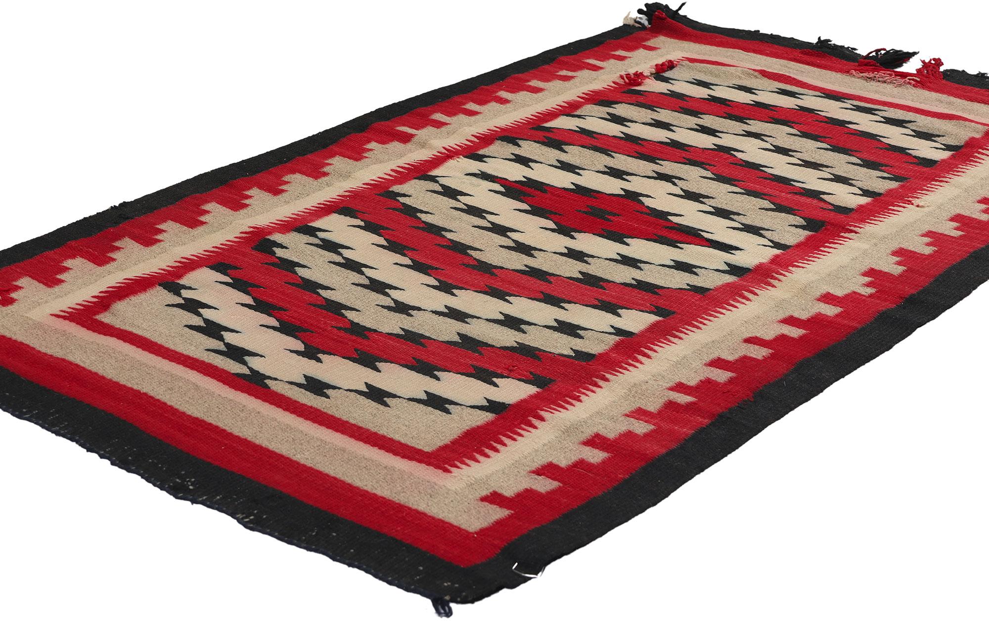 78747 Antiker Ganado Navajo-Teppich, 02'10 x 05'00. Die von Navajo-Handwerkern in der Region Ganado im Nordosten Arizonas handgefertigten Ganado-Navajo-Teppiche werden aus lokal gewonnener Wolle von Navajo-Churro-Schafen gewebt. Sie weisen