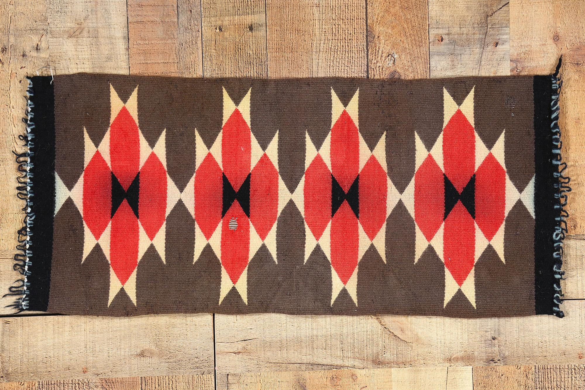 Antique Ganado Navajo Rug, Southwest Modern Desert Meets Contemporary Santa Fe en vente 2