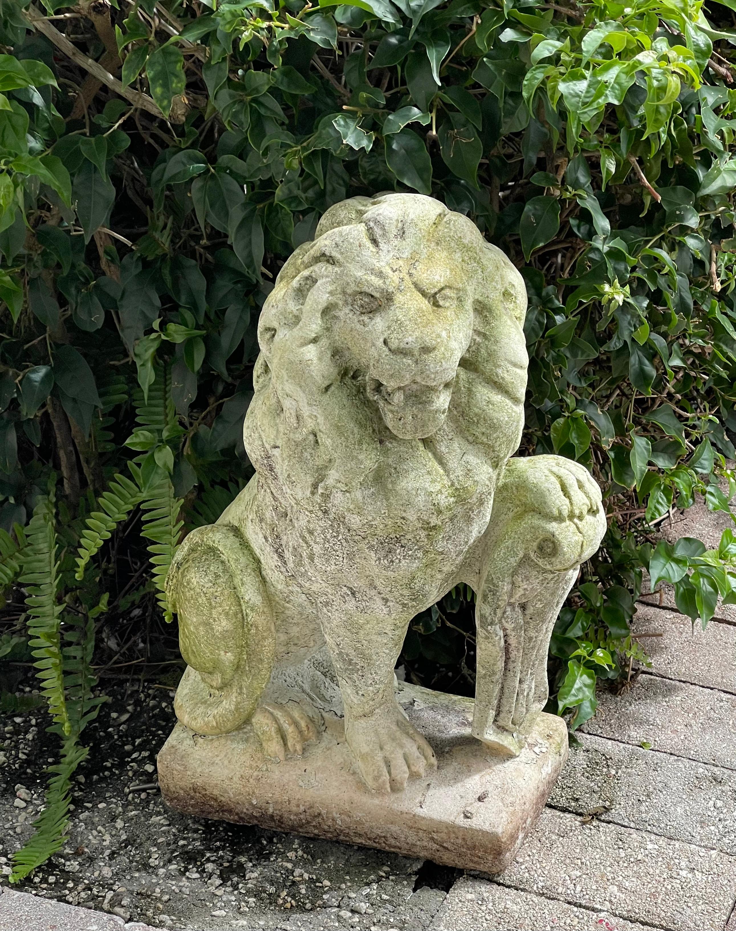 Antike Gartenlöwen-Skulptur (Mitte des 20. Jahrhunderts) im Angebot