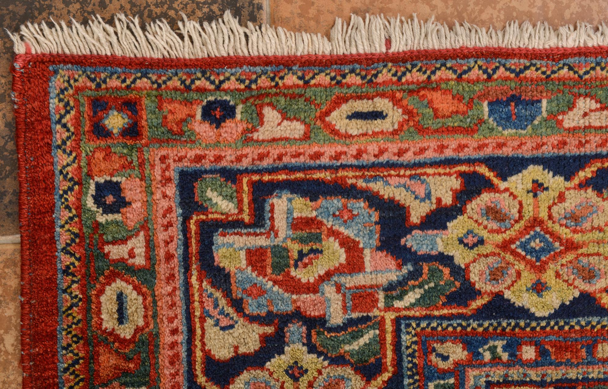 Antique Garebagh Rug or Carpet In Excellent Condition For Sale In Alessandria, Piemonte