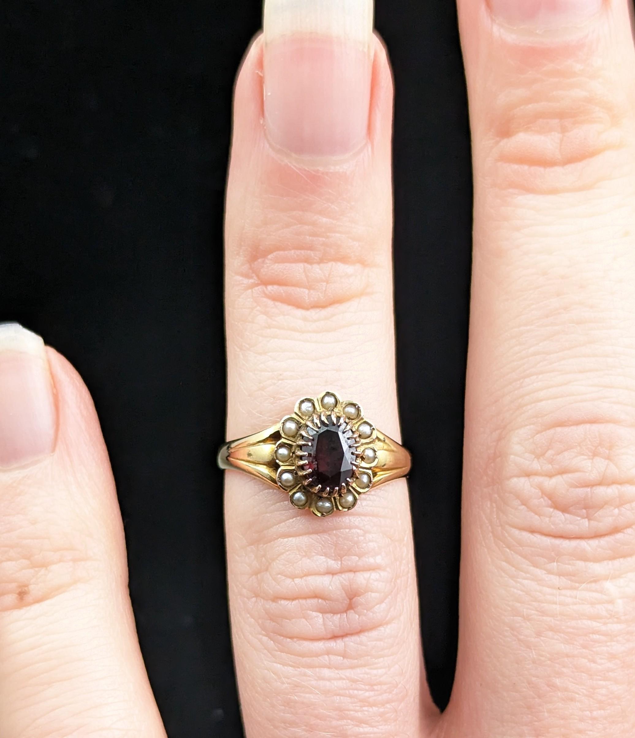 Antique Garnet and Pearl Cluster Ring, 18k Yellow Gold, Edwardian 2
