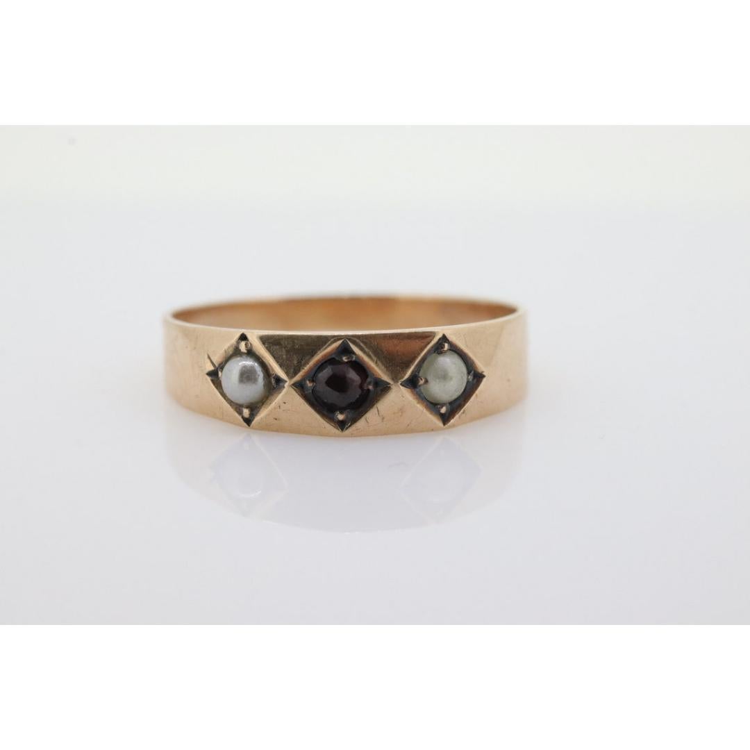 Bague ancienne en grenat et perles, sertie d'étoiles. Grenat Étoile à monture tsigane Bon état - En vente à Port Charlotte, FL