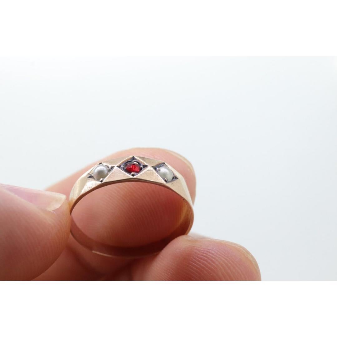 Bague ancienne en grenat et perles, sertie d'étoiles. Grenat Étoile à monture tsigane Unisexe en vente