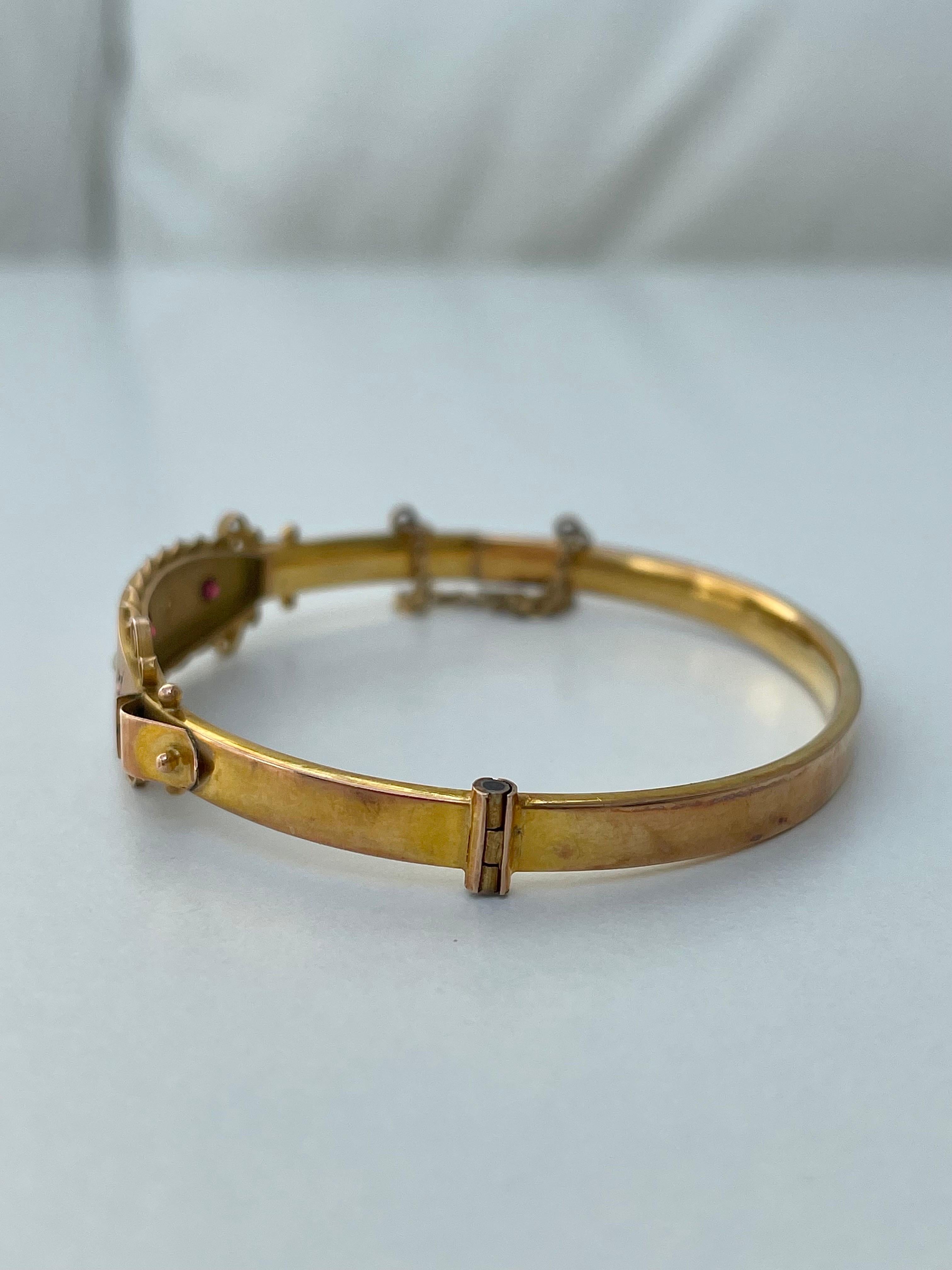 Perle Bracelet jonc étoile ancien en or avec grenats et perles  en vente