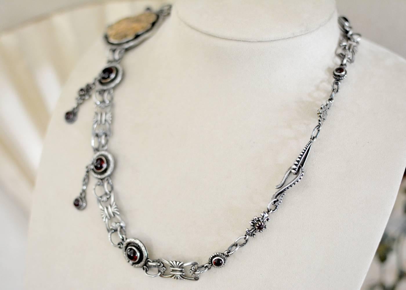 Jill Garber Bohemian Garnet Victorian Locket Modern Necklace In Excellent Condition In Saginaw, MI