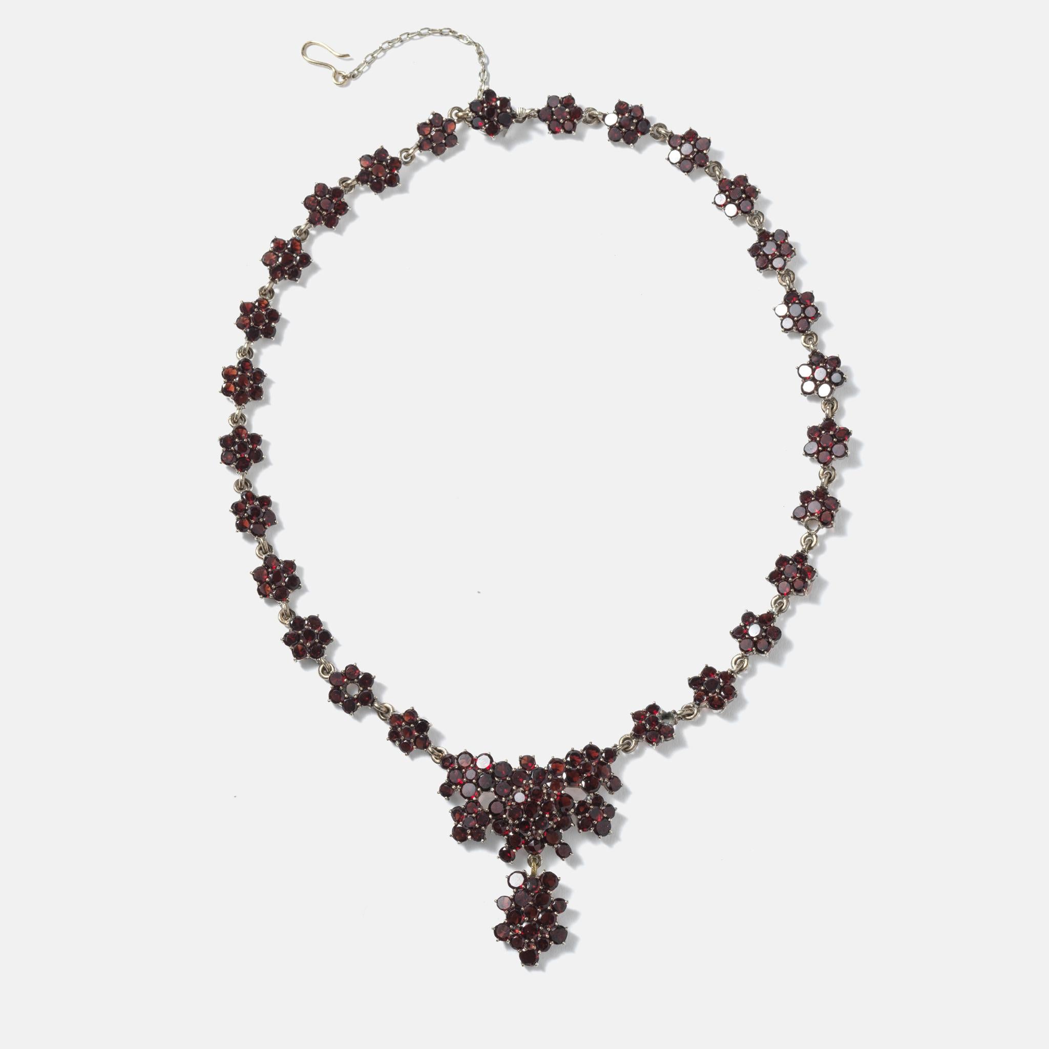 Hexagon Cut Antique garnet necklace, 19th c For Sale