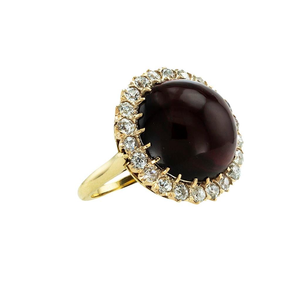 Antique Garnet Old Mine Cut Diamond Gold Ring In Good Condition In Los Angeles, CA
