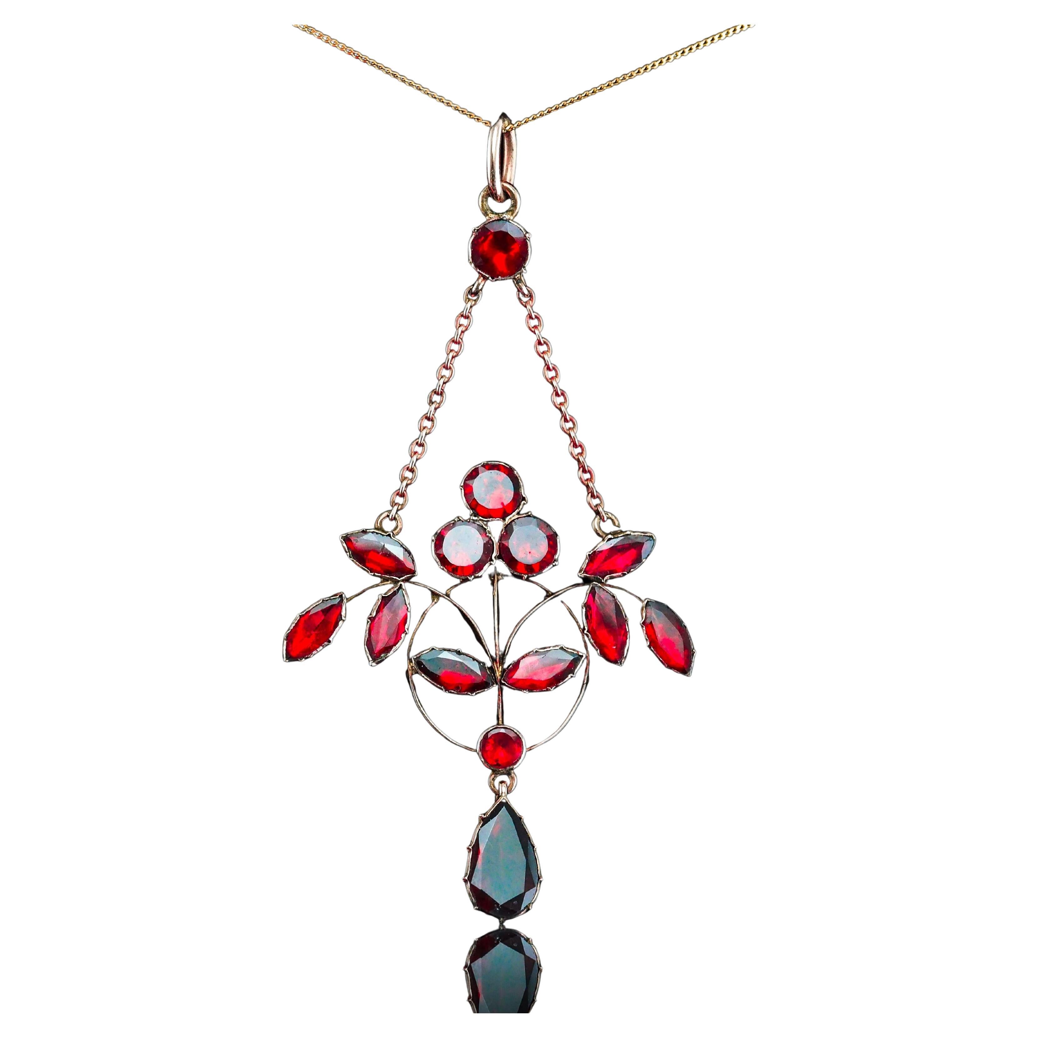 Antique Garnet Pendant Necklace 9K Gold Art Nouveau Design - c.1900