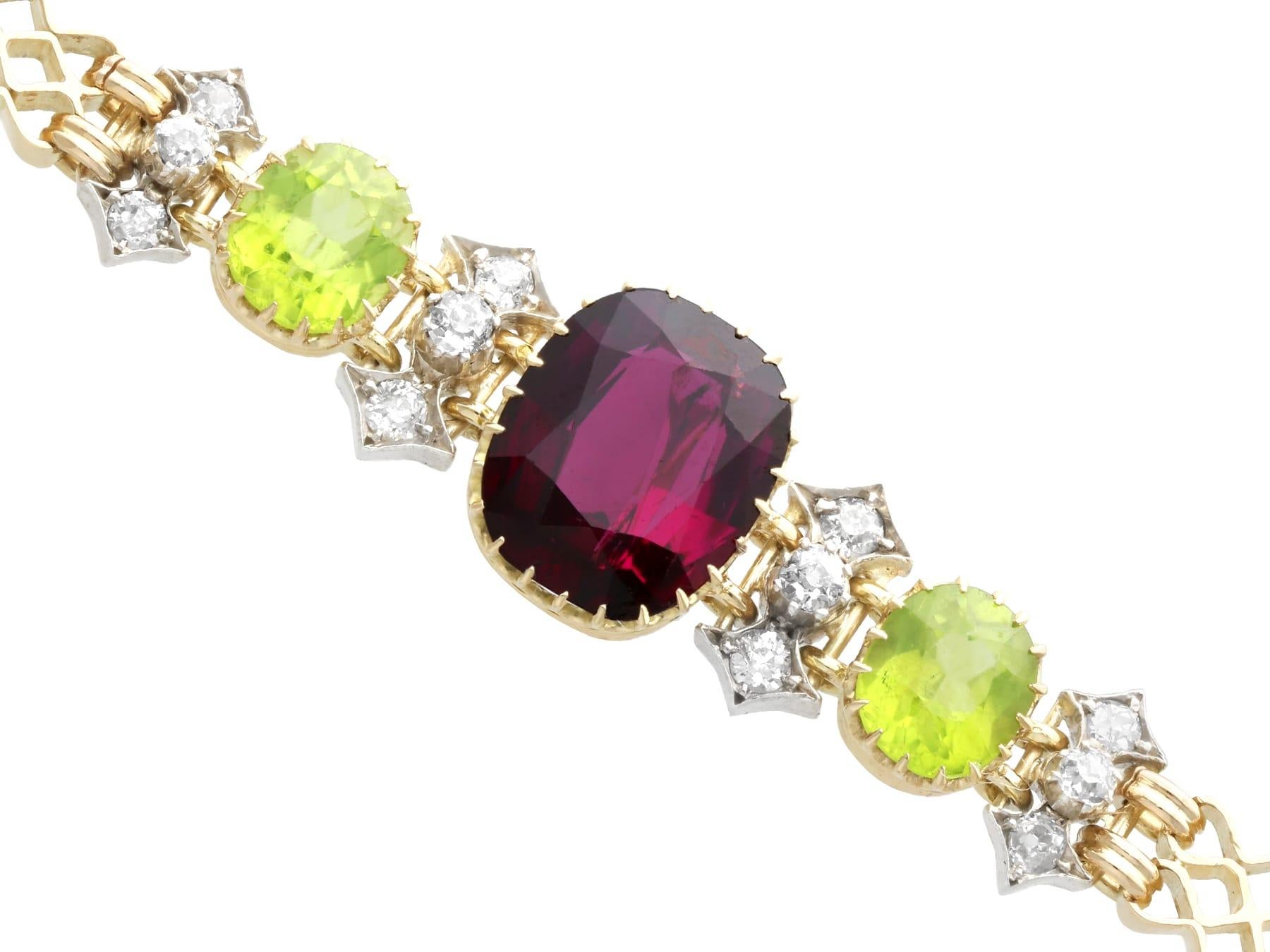 Antique Garnet, Peridot and Diamond, 15 Karat Yellow Gold Bracelet Circa 1910 For Sale 1