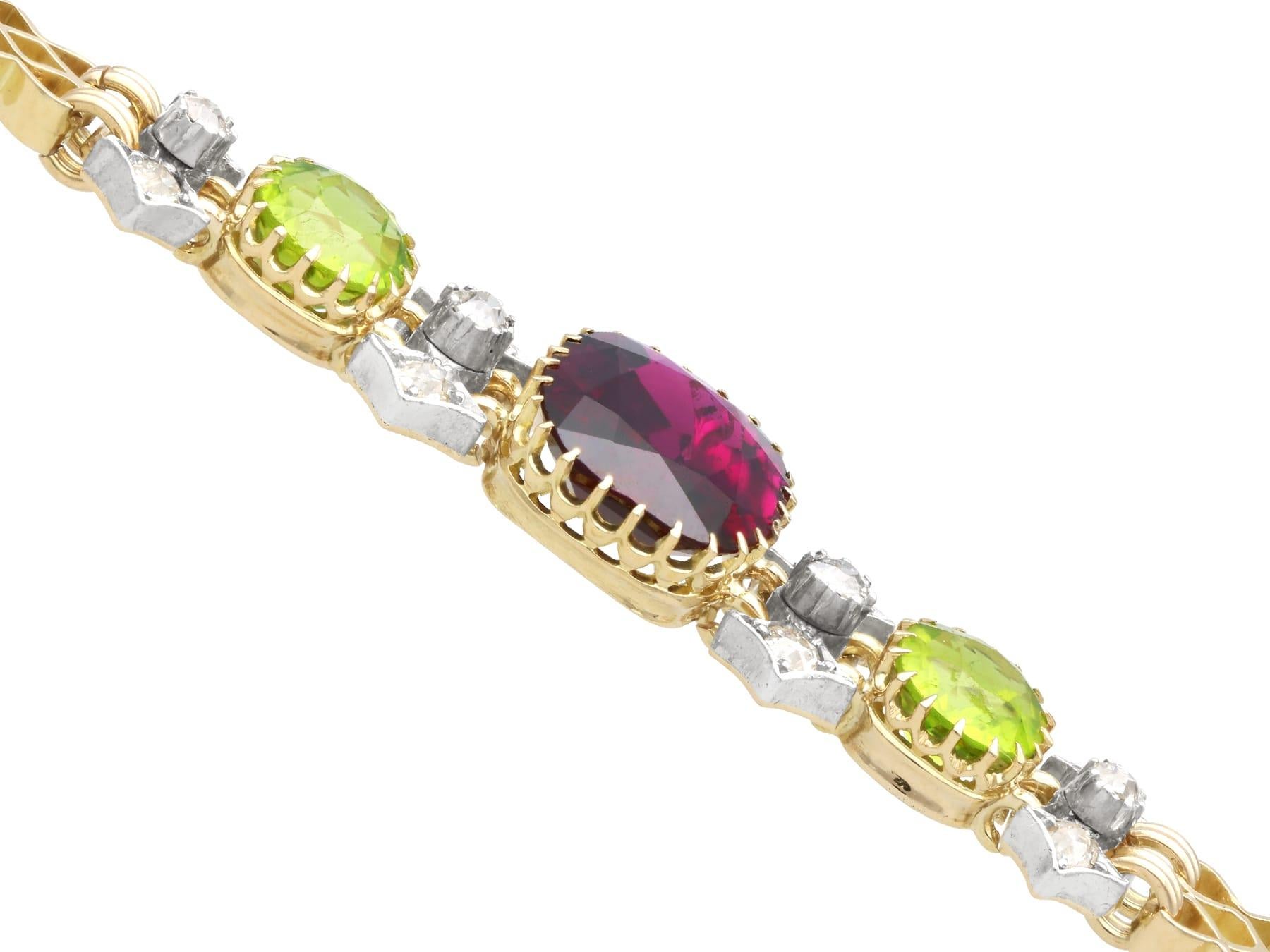 Antique Garnet, Peridot and Diamond, 15 Karat Yellow Gold Bracelet Circa 1910 For Sale 2