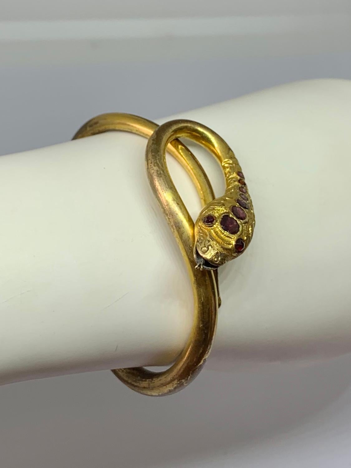 Round Cut Antique Garnet Snake Bracelet Victorian Serpent Bangle circa 1850 For Sale