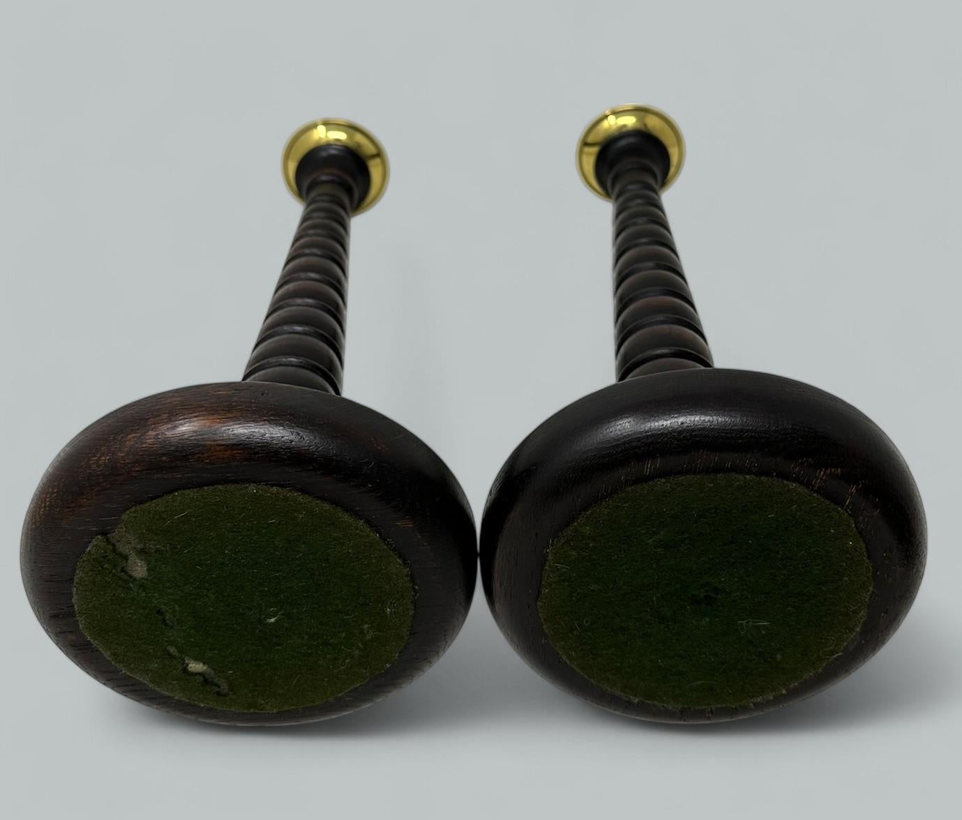 Garniture et paire de chandeliers en bois de l'époque victorienne anglaise, 19 carats en vente 2