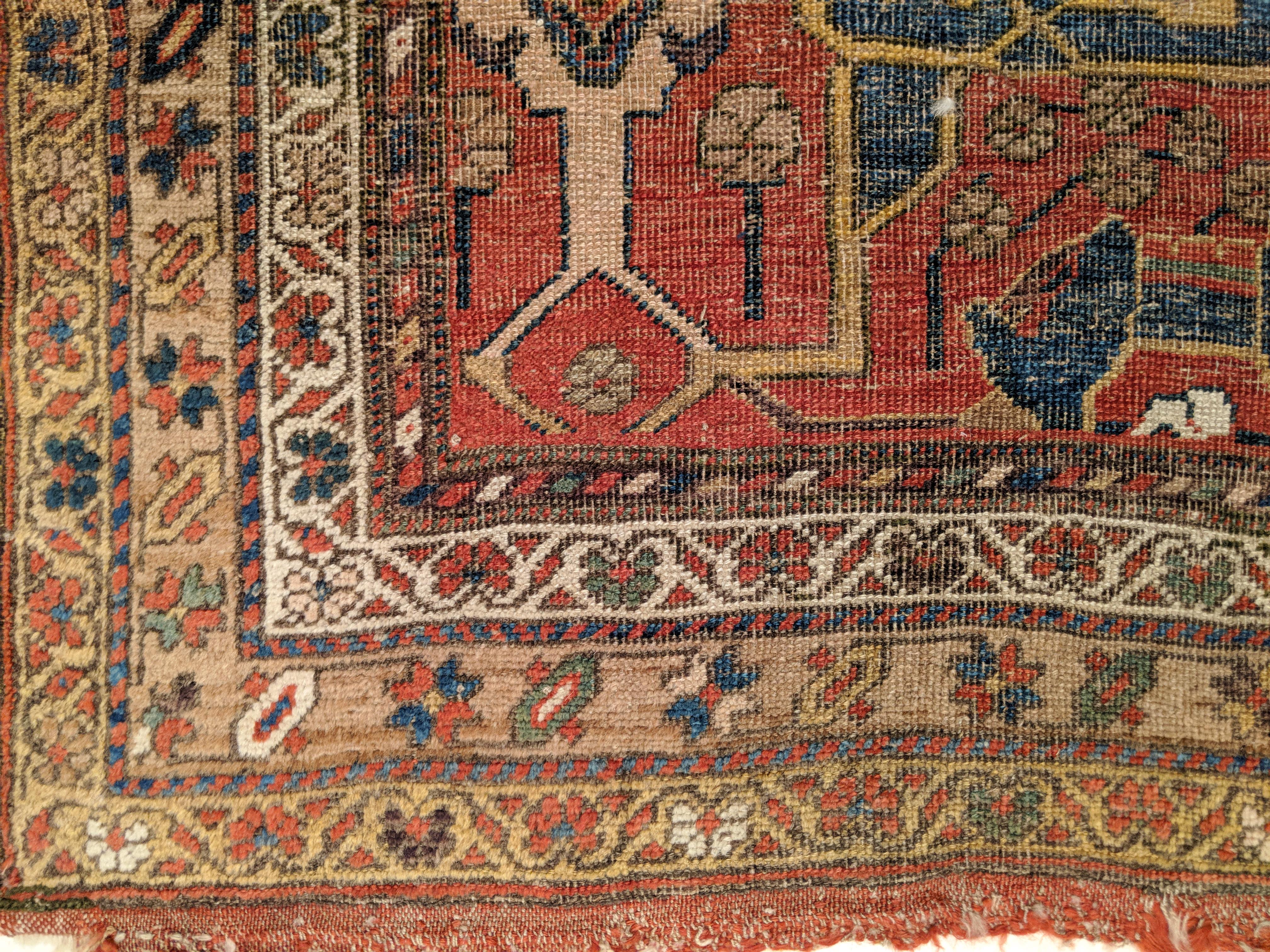 Antique Garrus Bijar Rug with Strapwork Split-Leaf Arabesques For Sale 1