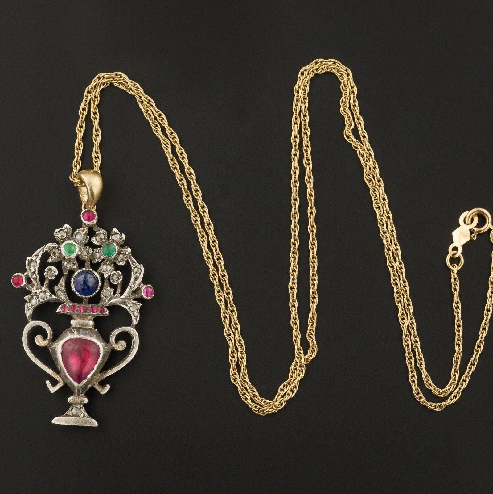 Vittoriano Collana antica in pietra preziosa Giardinetti con conversione a cesto di fiori in vendita