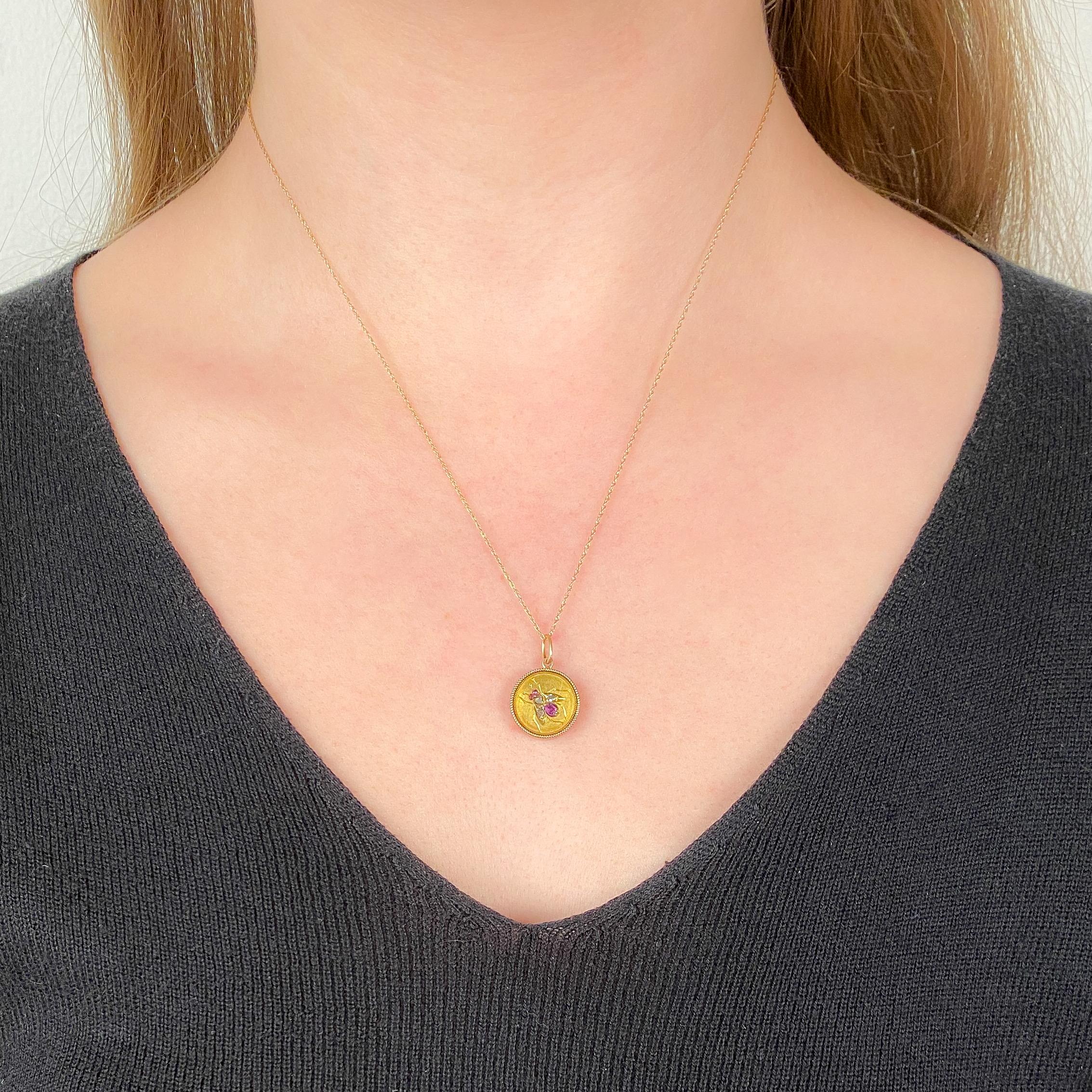 Round Cut Antique Gemstone Insect Pendant of 14k Gold