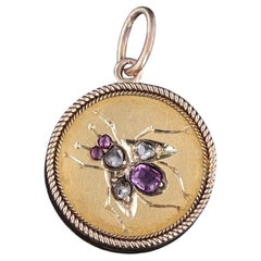 Antiker Edelstein-Insekten-Anhänger aus 14k Gold