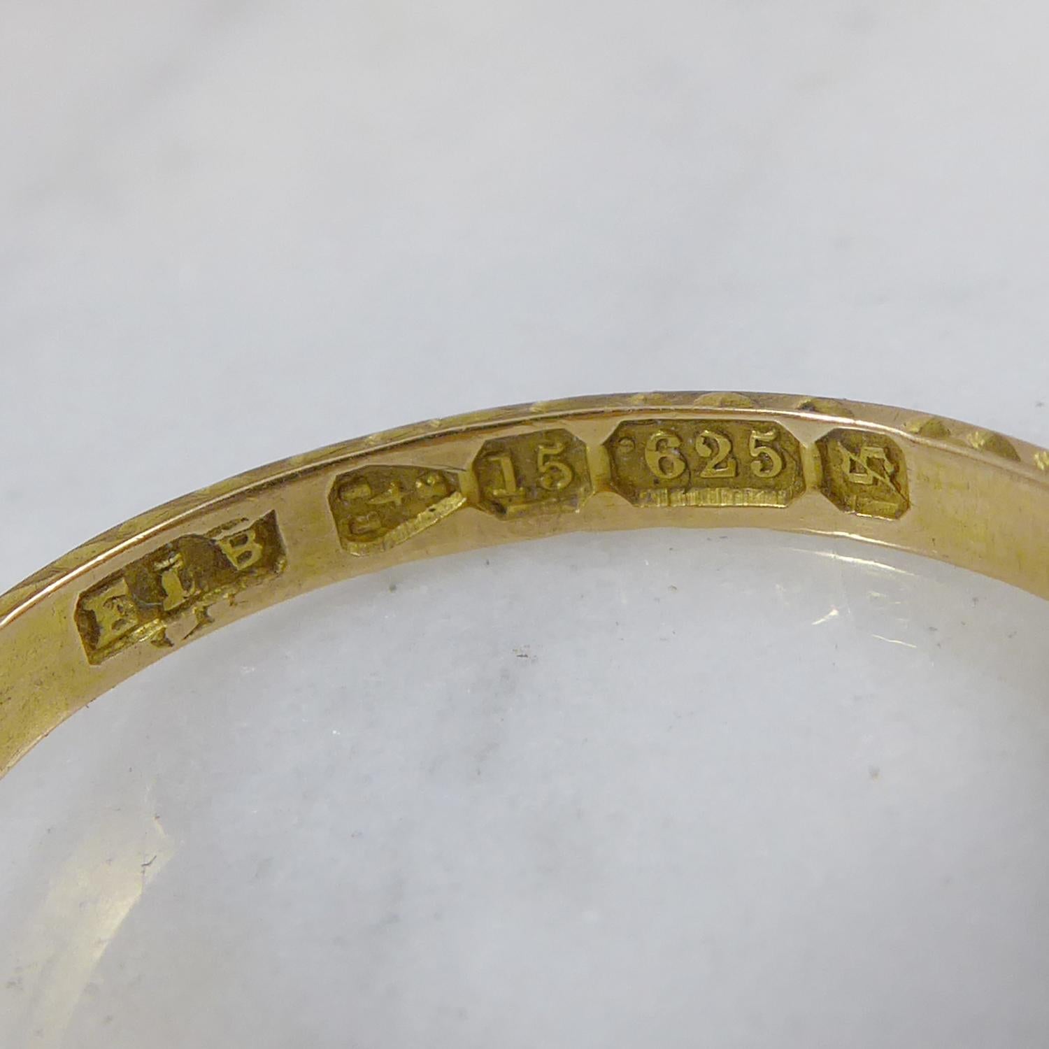 Antiker Edelsteinring mit Granat und Perlen in 15 Karat Gold:: Chester:: 1881 Damen