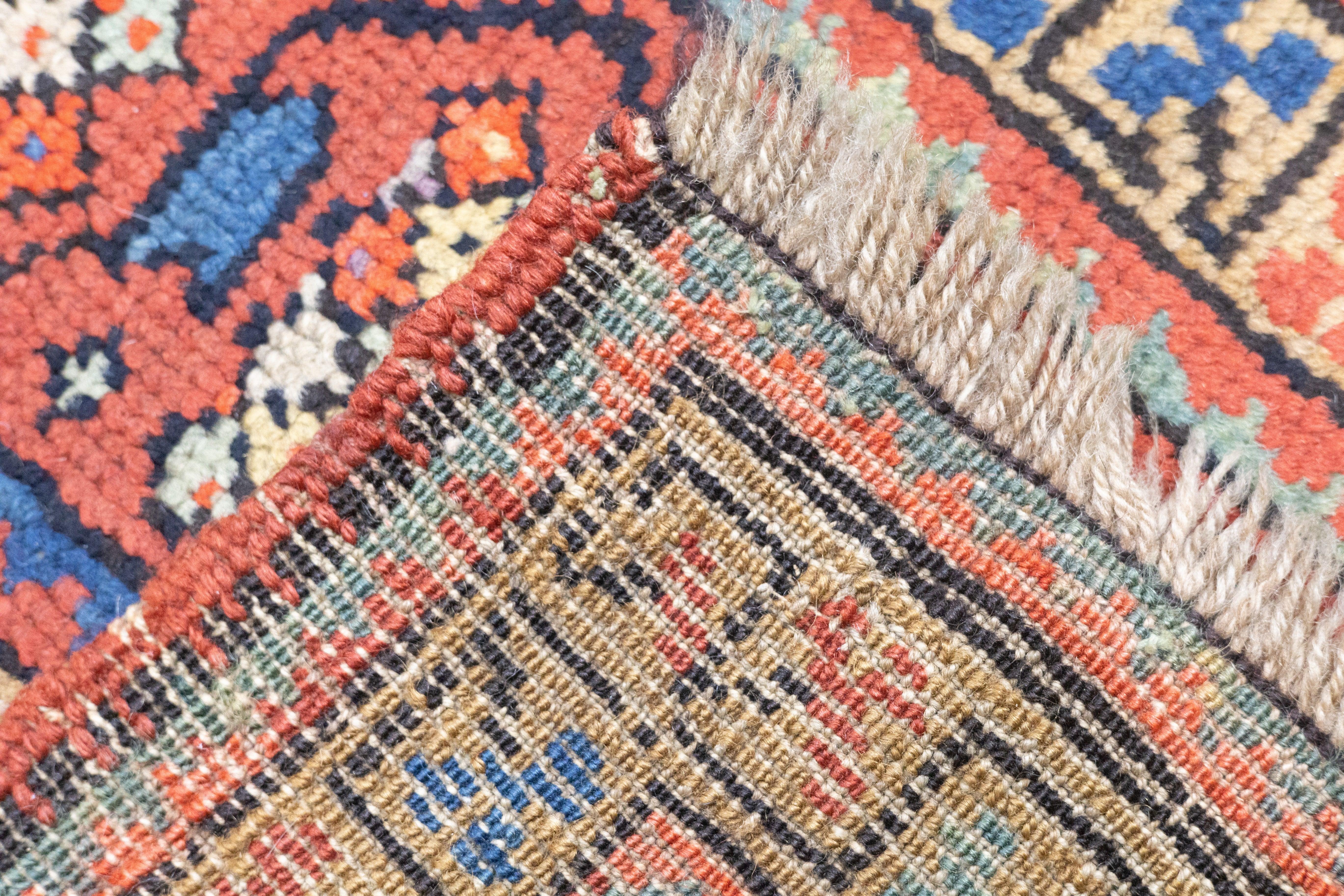 Alfombra antigua Genje Kazak 3'11'' x 11'1'' en venta 4