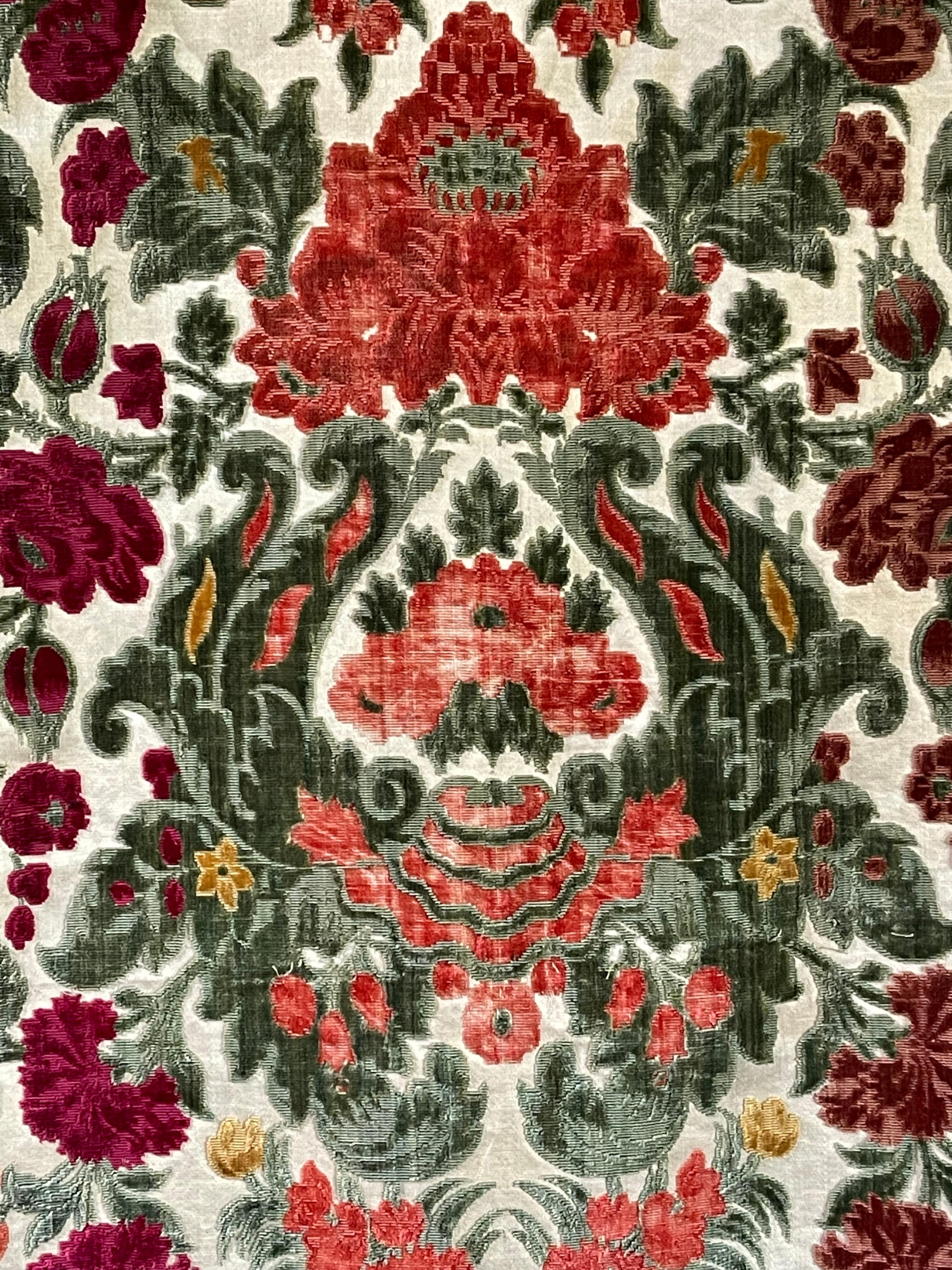 Soie Panneau ancien en velours de soie de Gênes Circa 1700 en vente