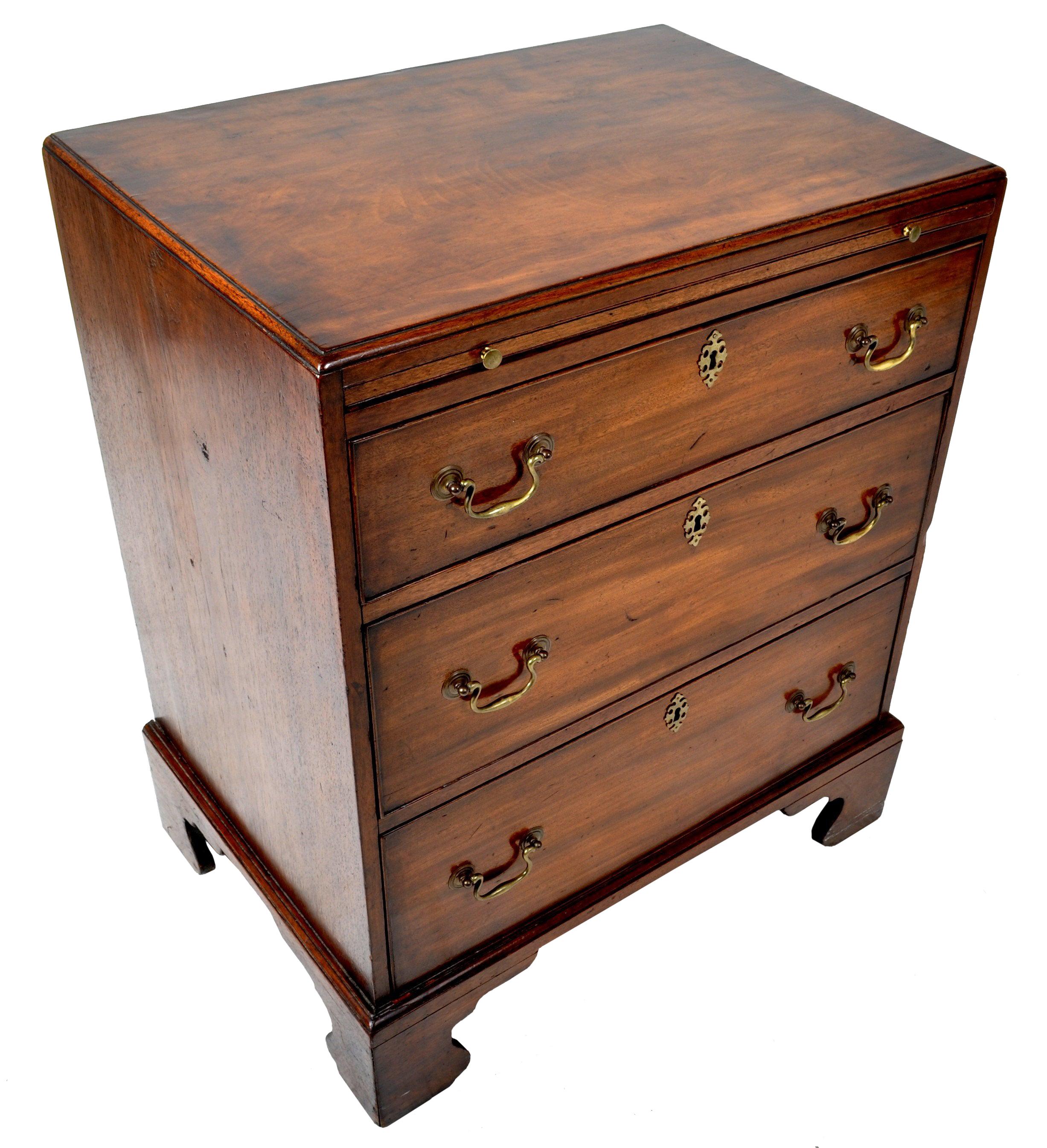 antique gentleman's chest of drawers