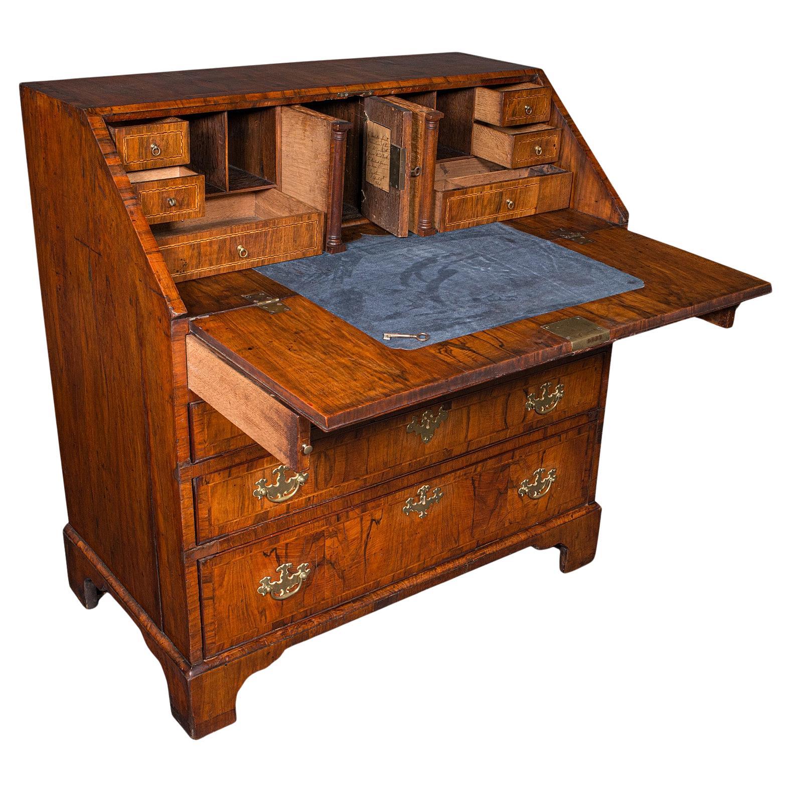 Bureau d'homme ancien, anglais, en noyer, bureau d'écriture, secrétaire, géorgien