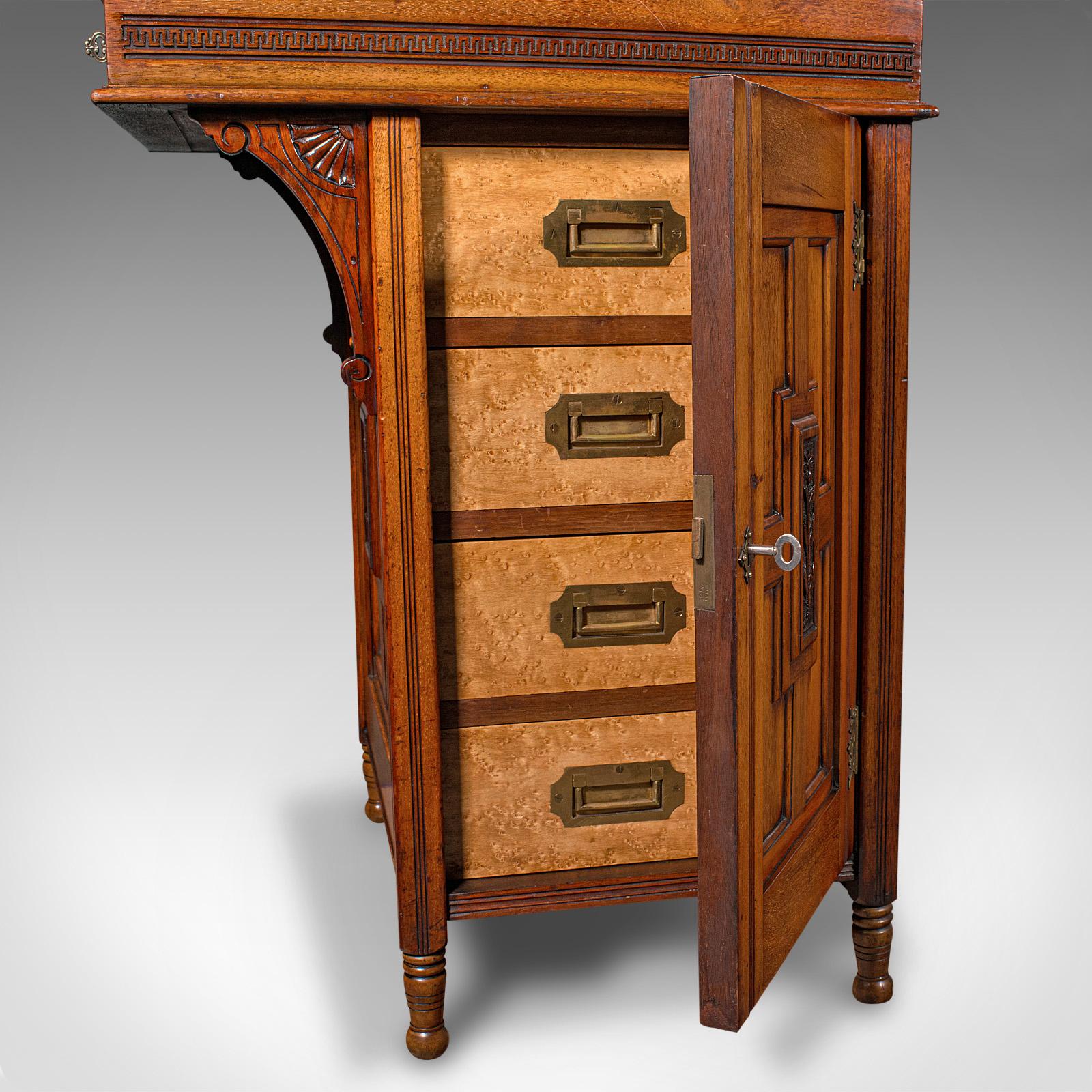 Antiker Gentleman's Davenport-Schreibtisch für Herren, englisch, Nussbaum, viktorianisch, um 1880 im Angebot 5