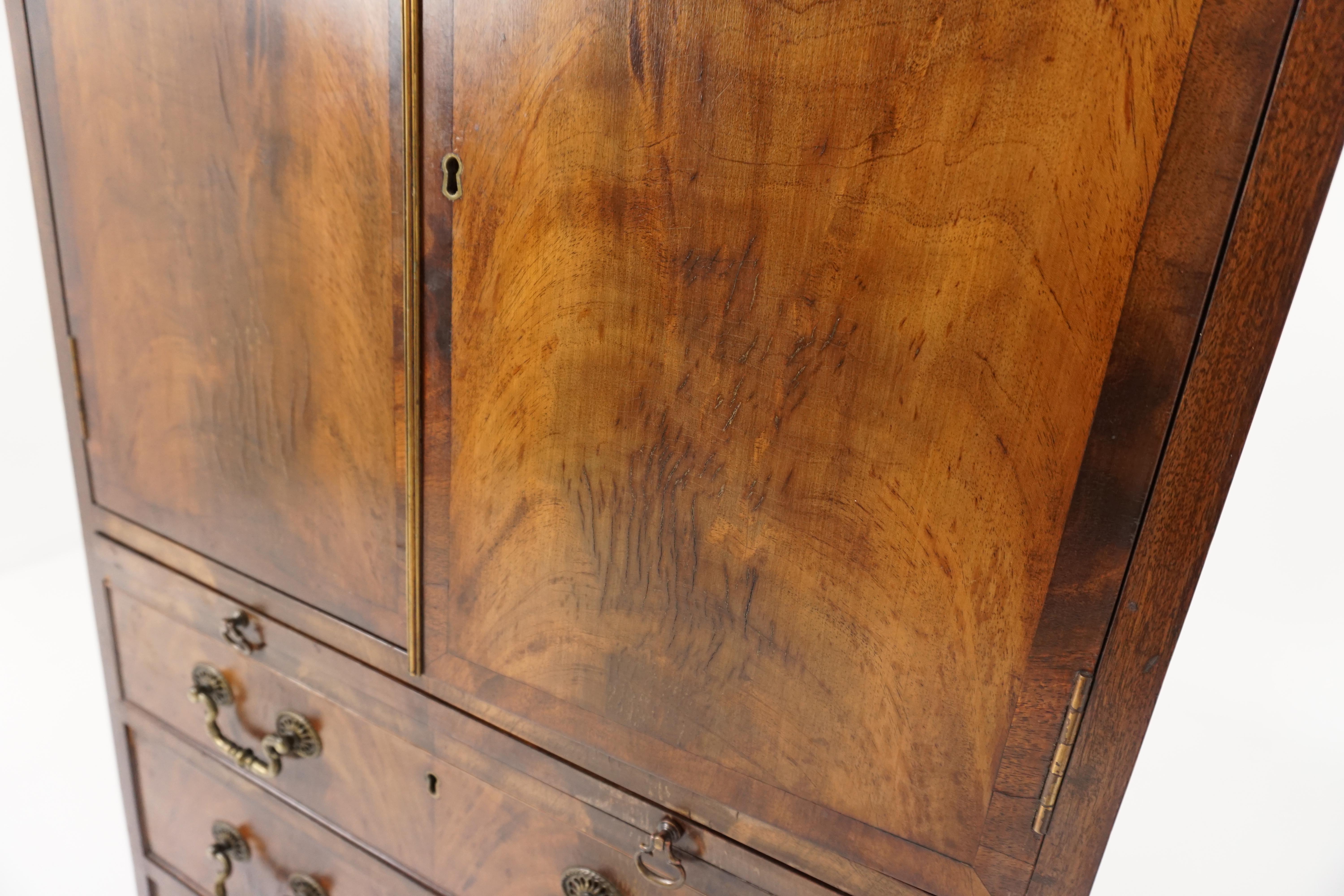 Antique Gentleman's Dresser, Walnut Chest of Drawers, Scotland 1930, B1857 In Good Condition In Vancouver, BC