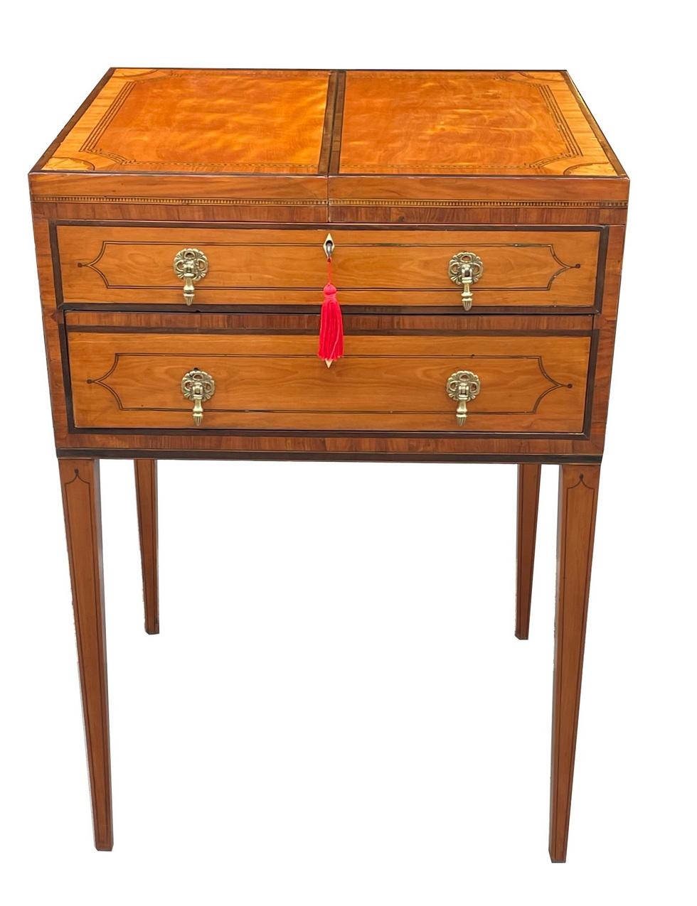 English Antique Gentlemans Satinwood Rosewood Crossbanded Speciman Cabinet Early 19th Ct For Sale