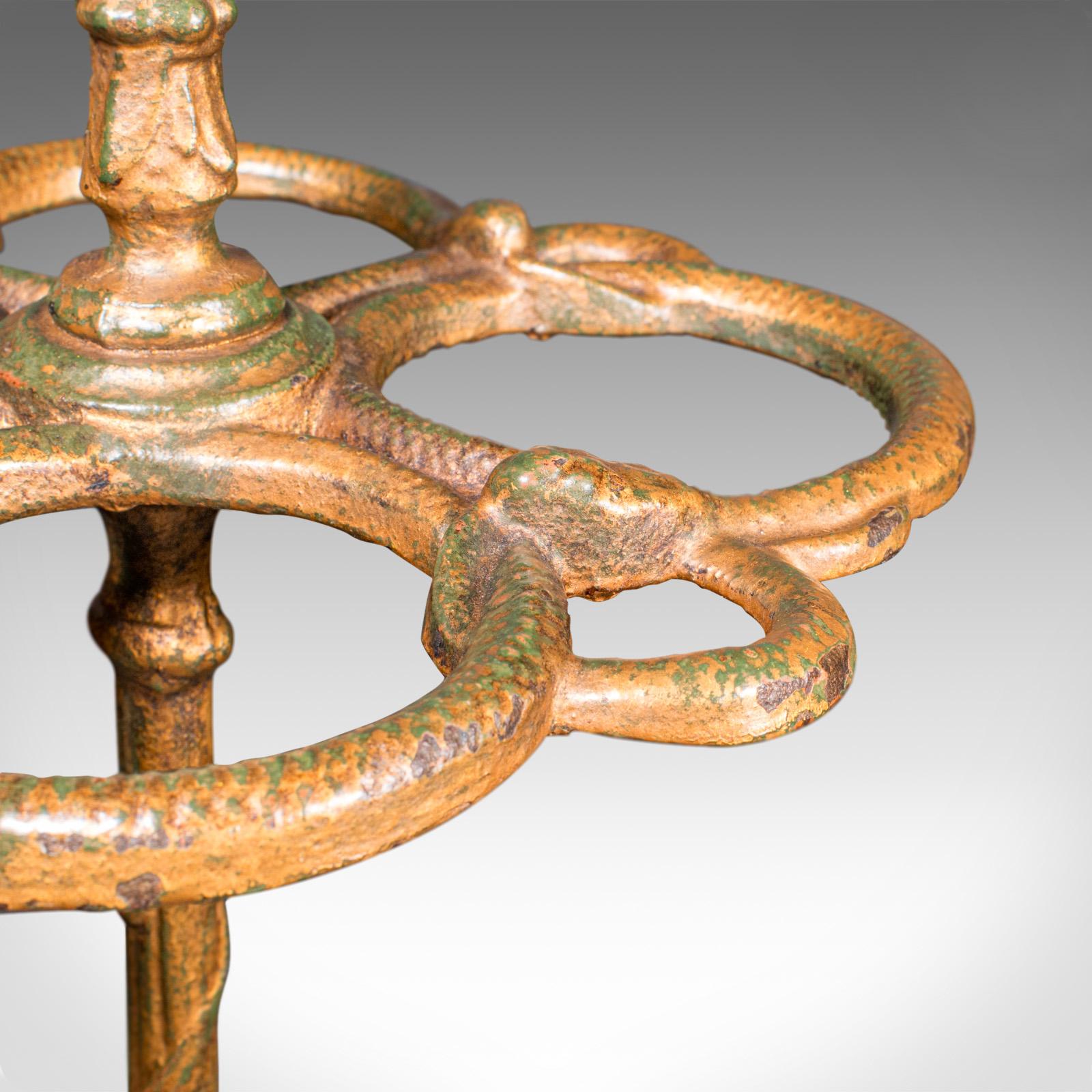 Antiquity Gentleman's Stick Stand, English, Hallway Umbrella Loop, Victorian, 1860 en vente 1