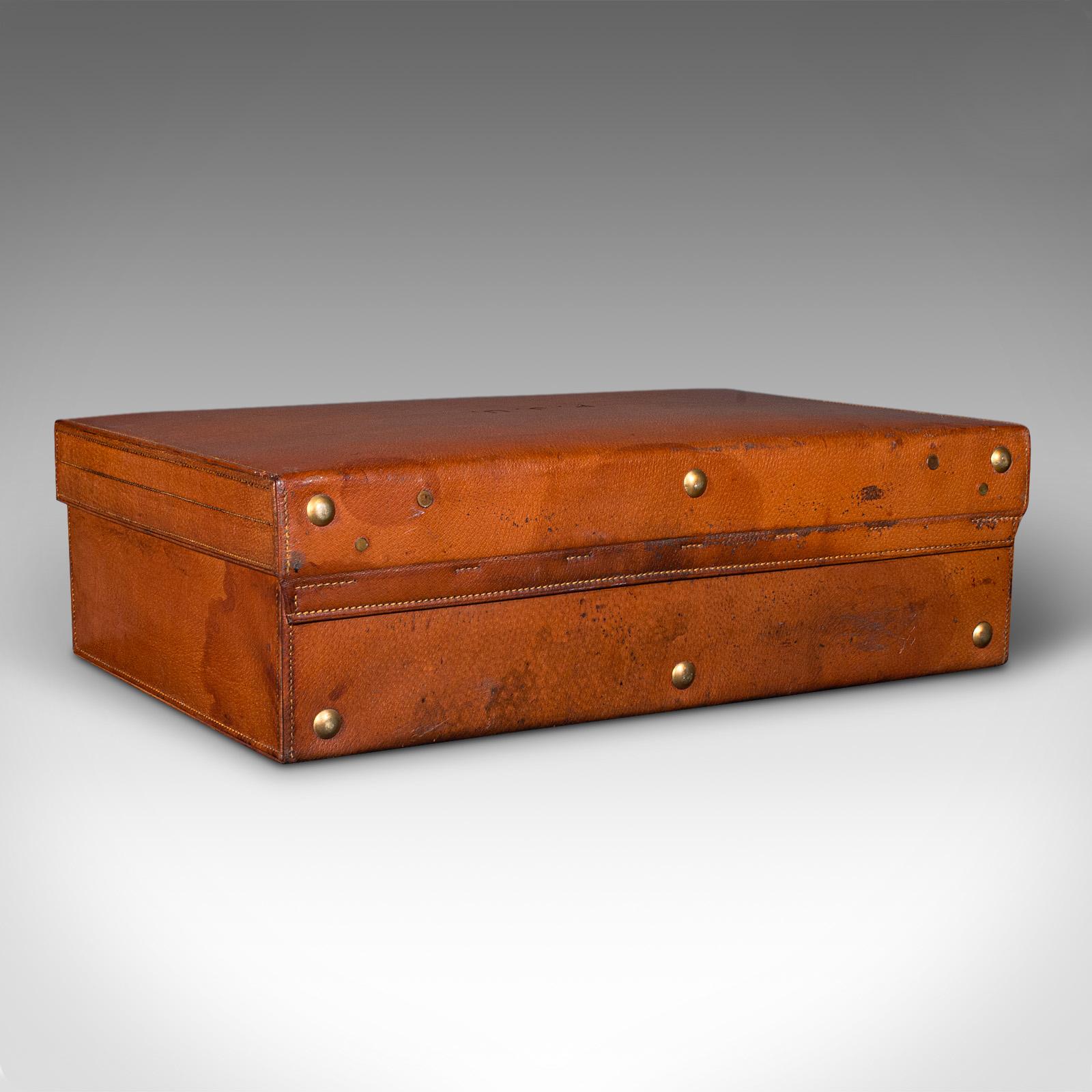 Mallette de voyage pour homme, Antiquities, English, Leather Suitcase, Harrods, Edwardian Bon état - En vente à Hele, Devon, GB