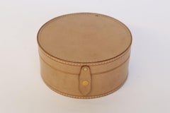 Antique Gentlemen's Leather Collar Box