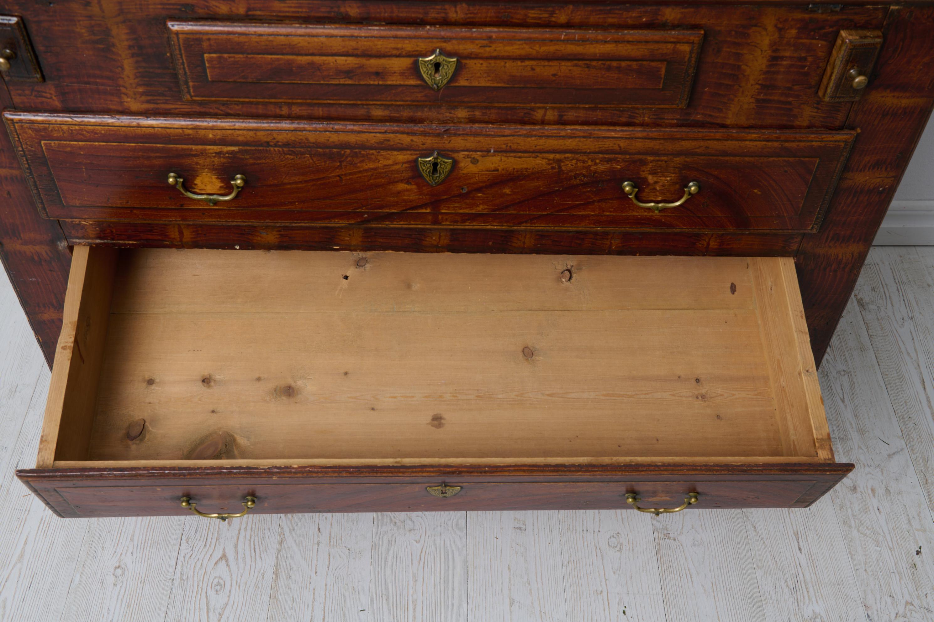 Antiker echter Volkskunst-Sekretär-Schreibtisch, original blaue und Mahagoni-Lackierung im Angebot 7